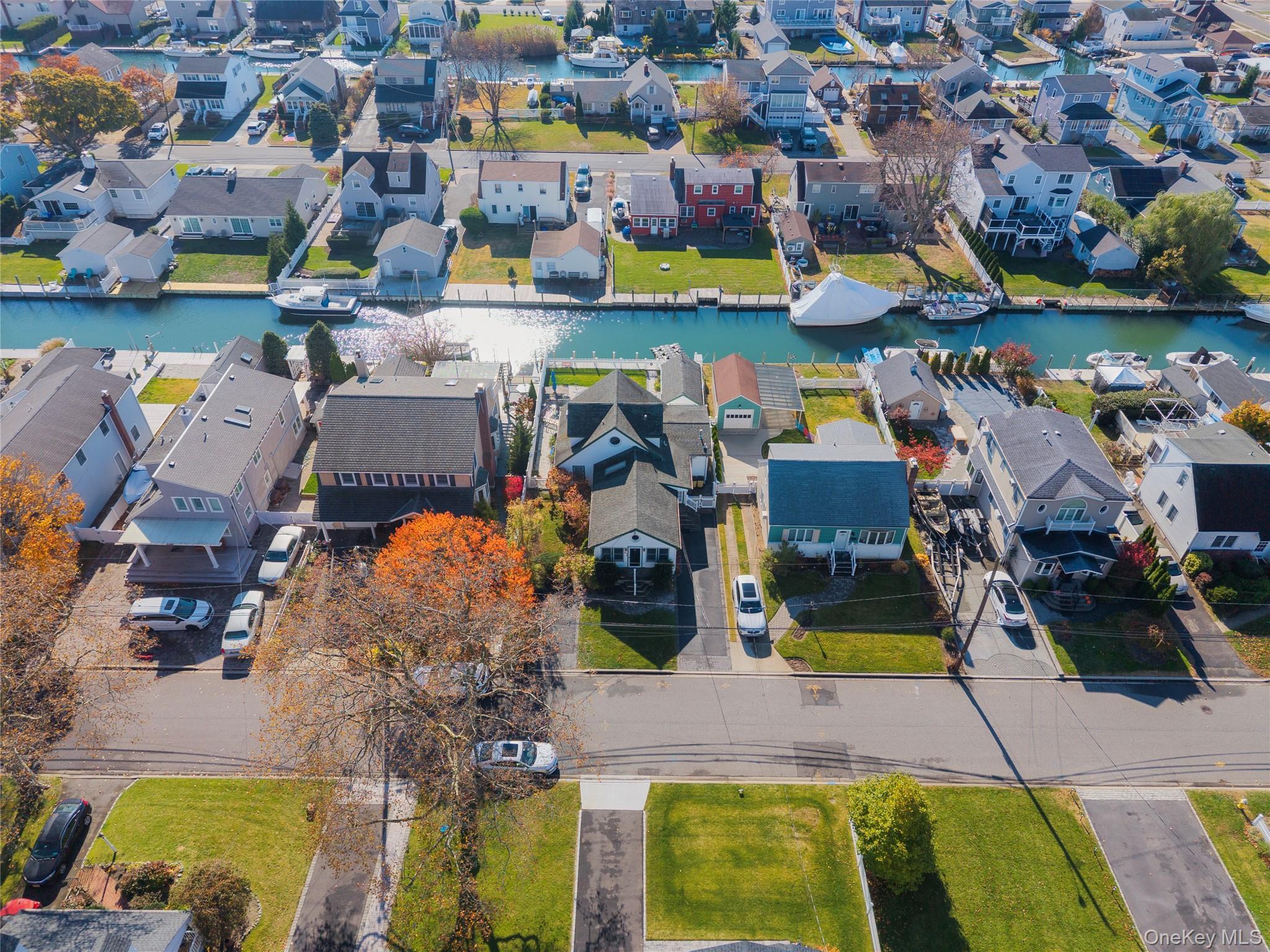 Single Family Bayside Suffolk County, NY 11701, MLS-933996-34