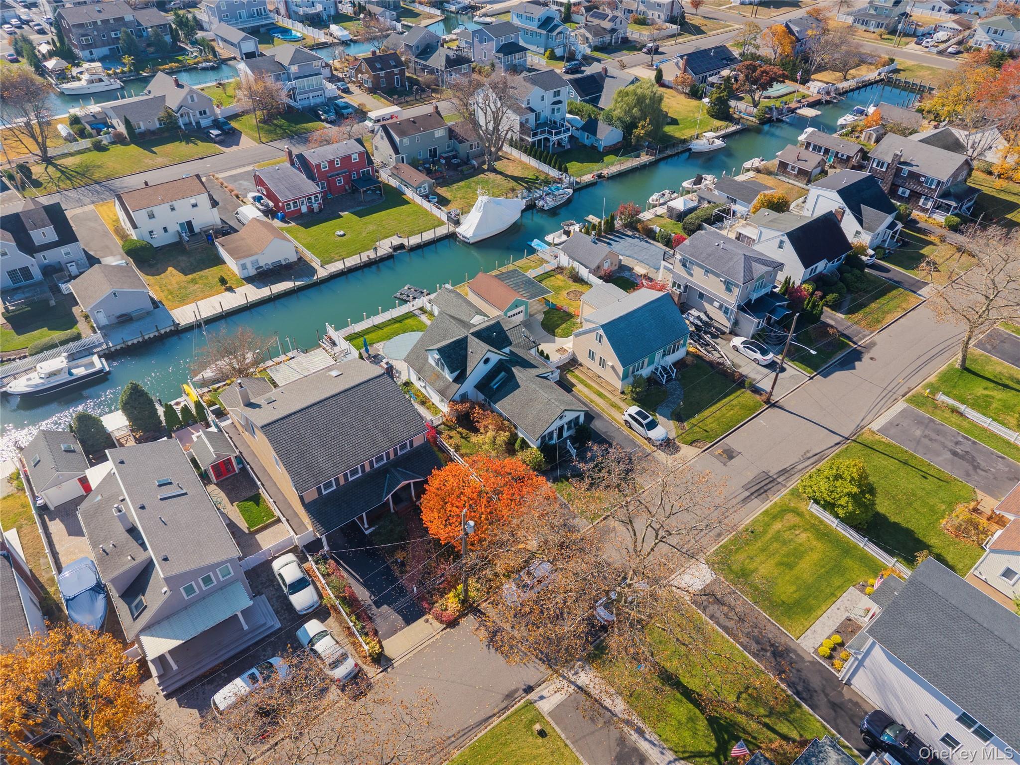 Single Family Bayside Suffolk County, NY 11701, MLS-933996-35