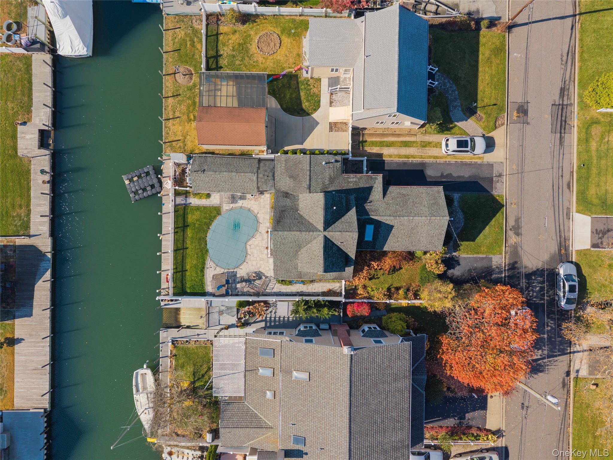 Single Family Bayside Suffolk County, NY 11701, MLS-933996-39