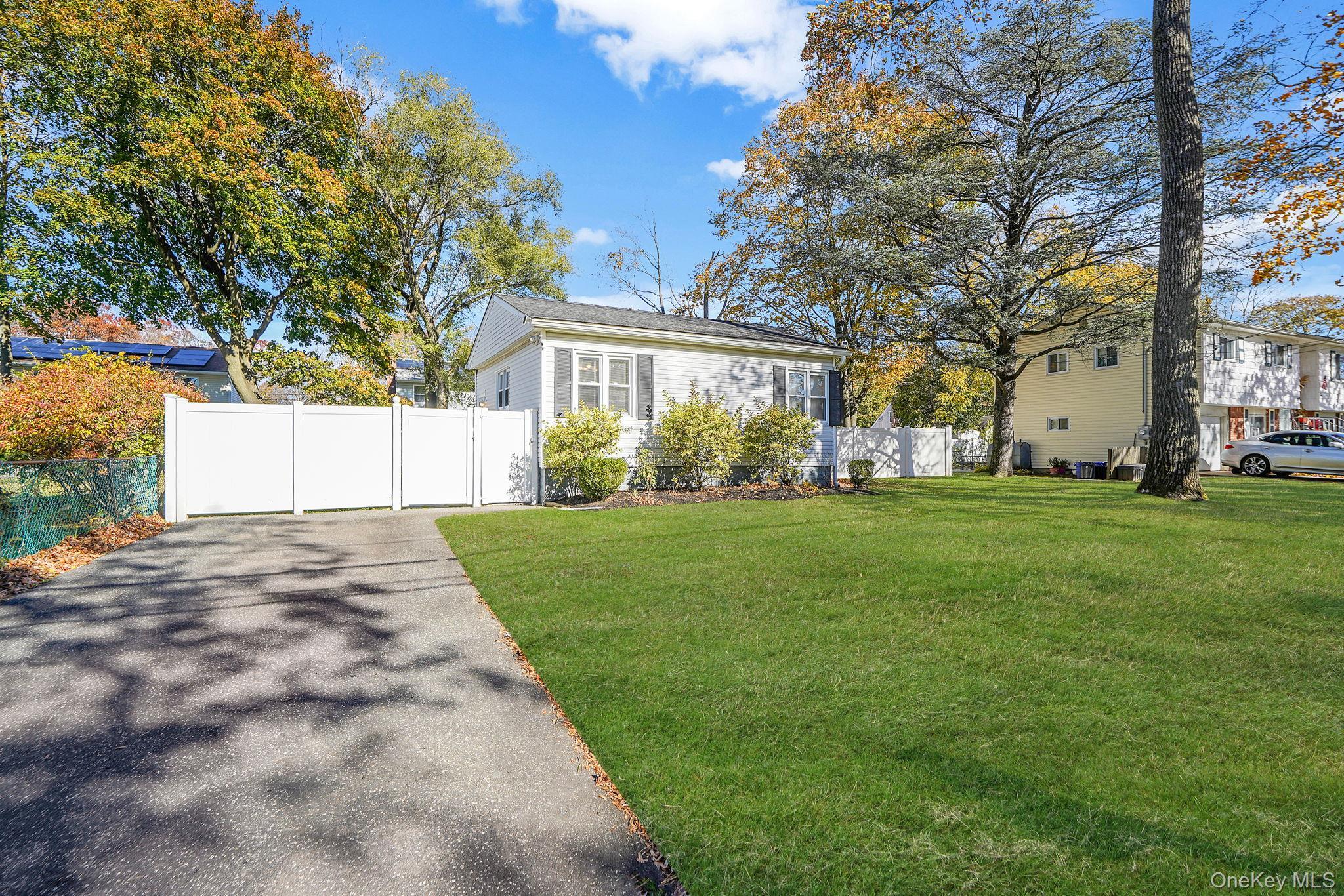 Single Family Nevada  Suffolk County, NY 11704, MLS-934025-26