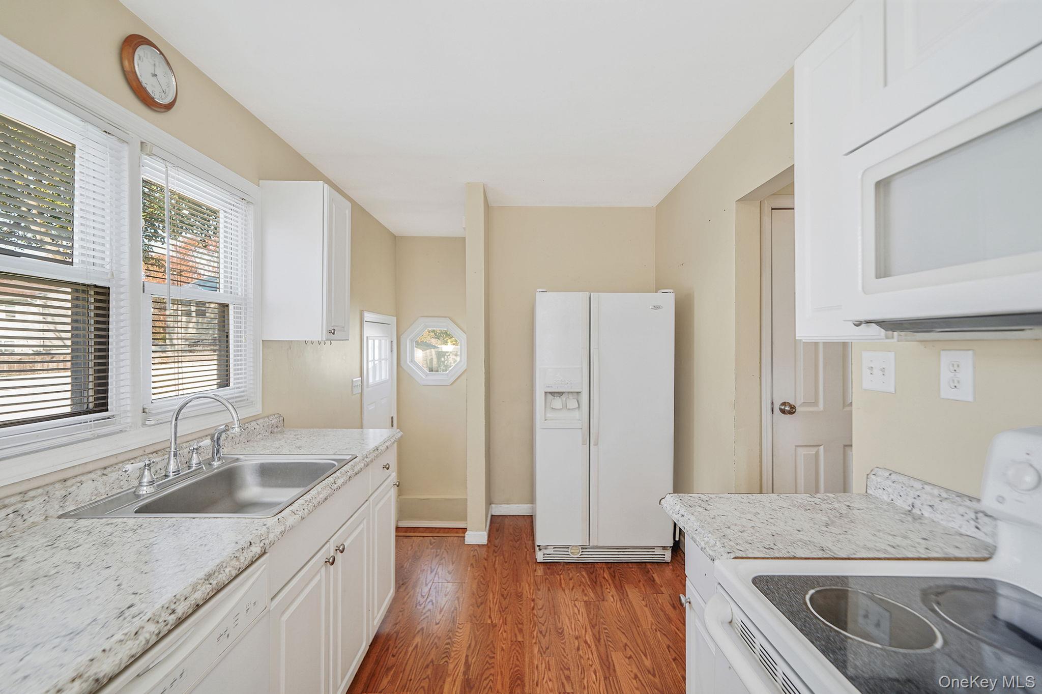 Single Family Nevada  Suffolk County, NY 11704, MLS-934025-3