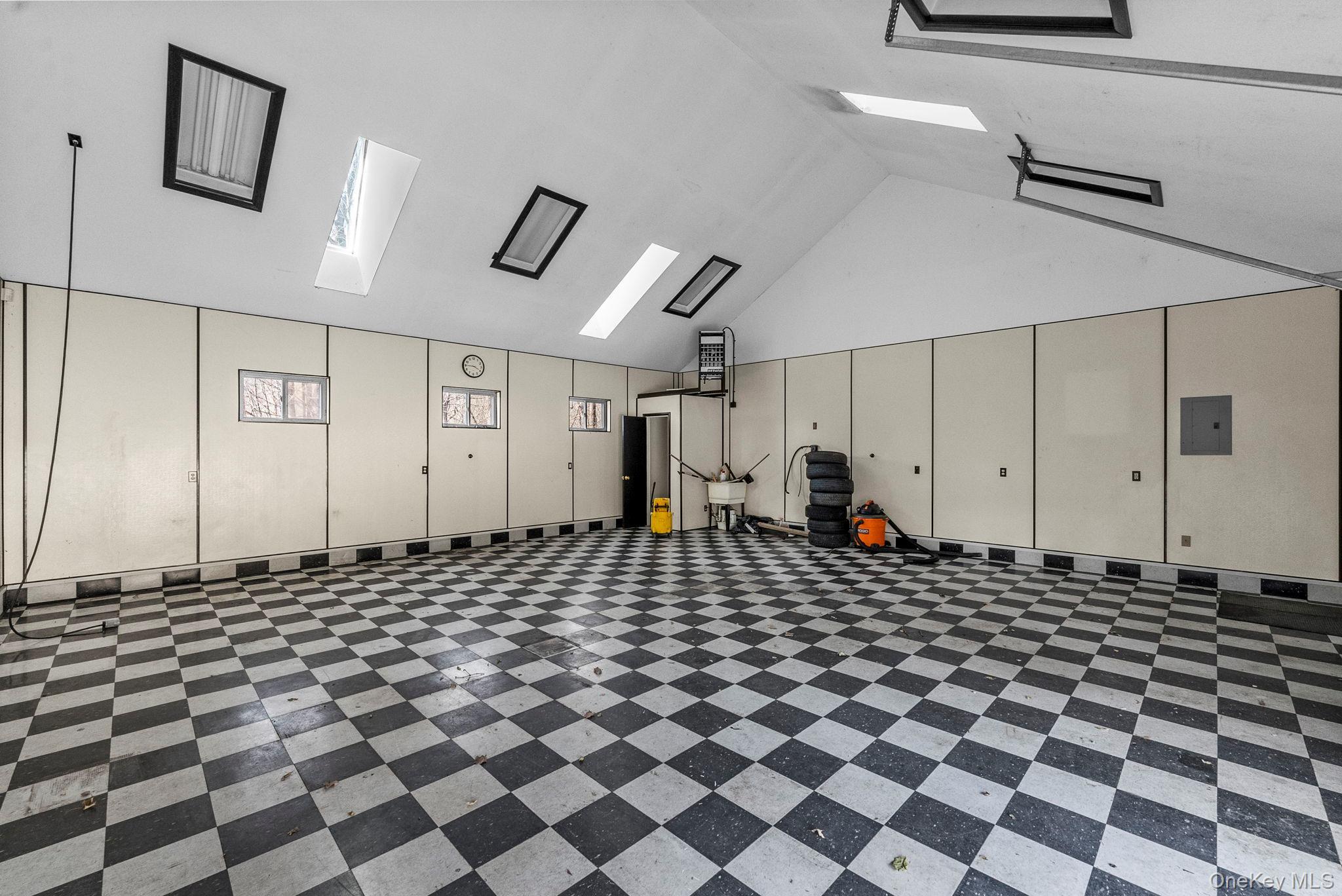 Single Family Baker Dutchess County, NY 12533, MLS-934028-34