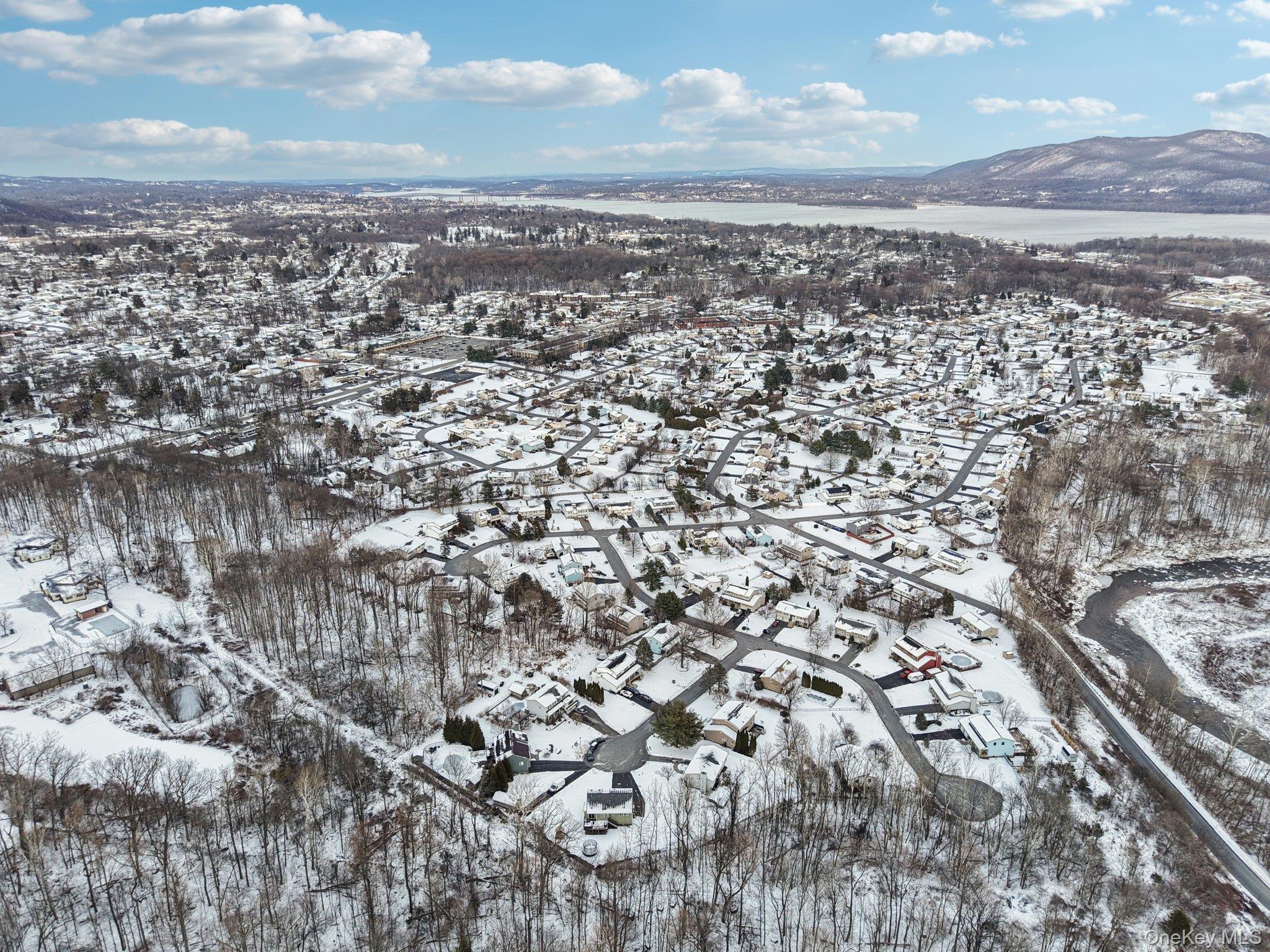 Single Family Shaker  Orange County, NY 12553, MLS-934043-37