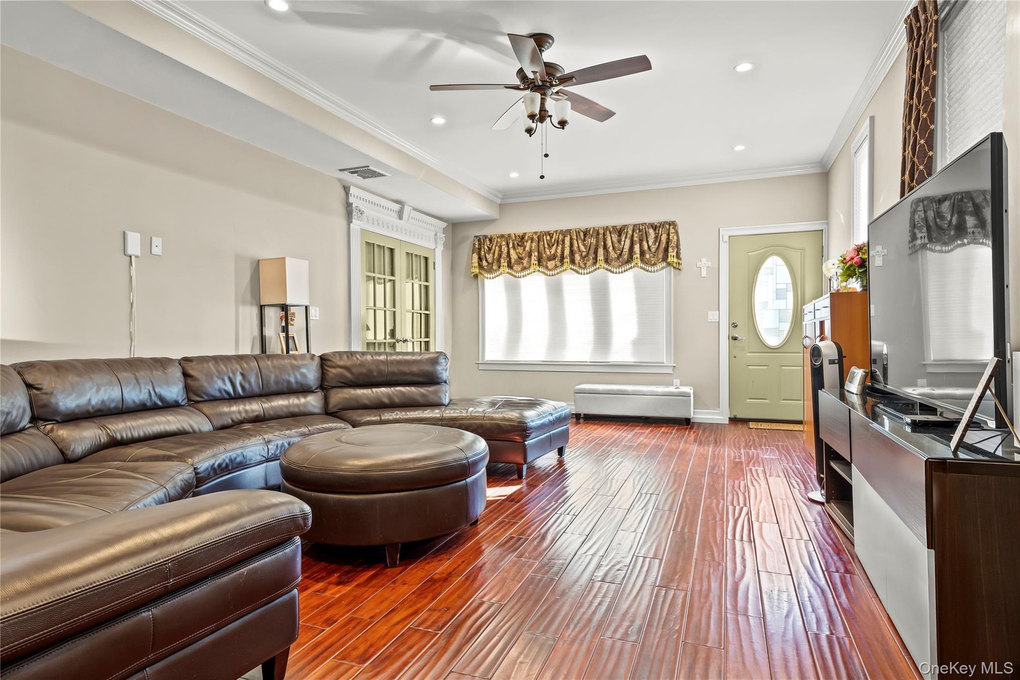 Single Family 164th  Queens, NY 11358, MLS-934054-22