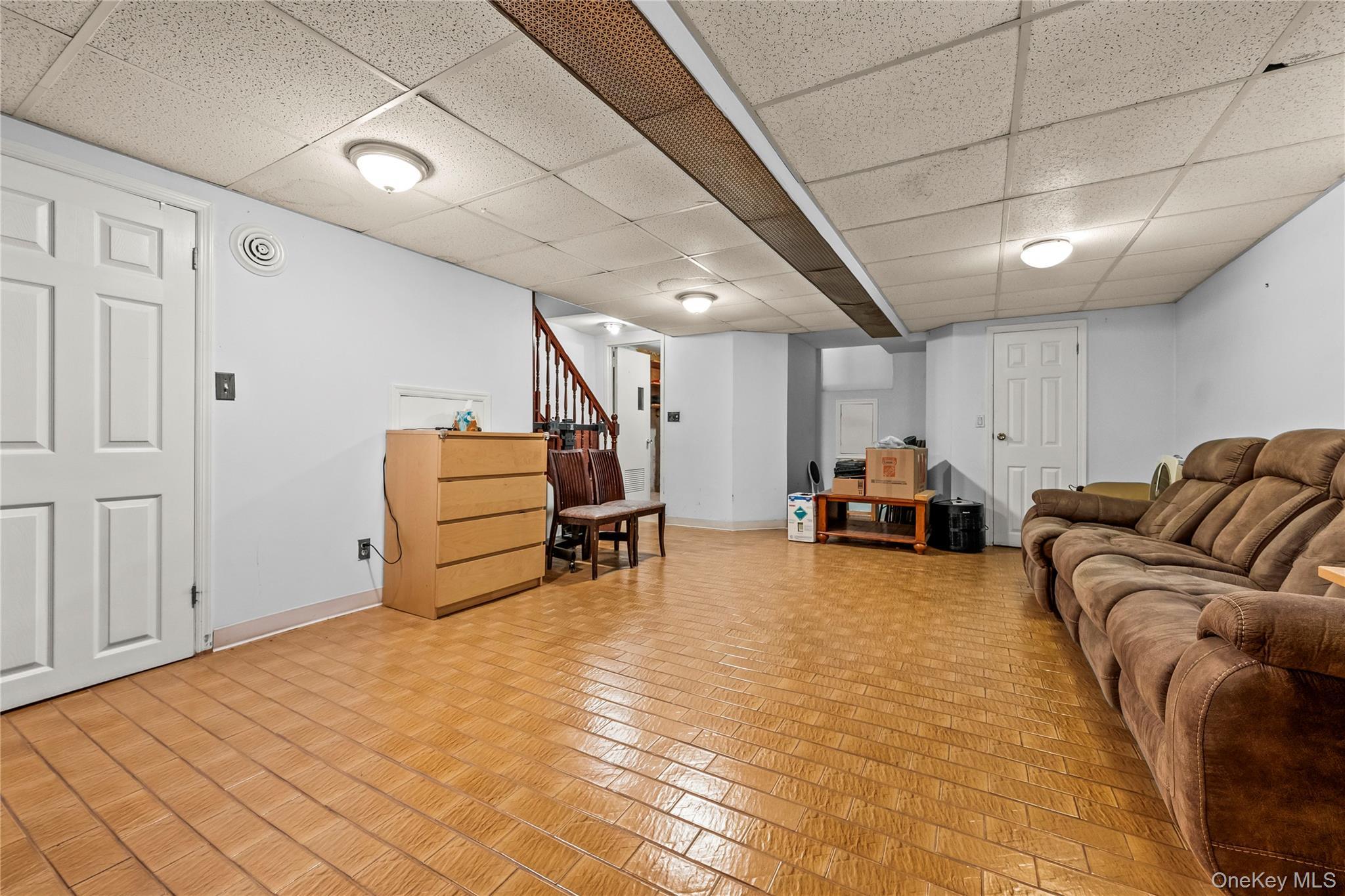 Single Family 164th  Queens, NY 11358, MLS-934054-26