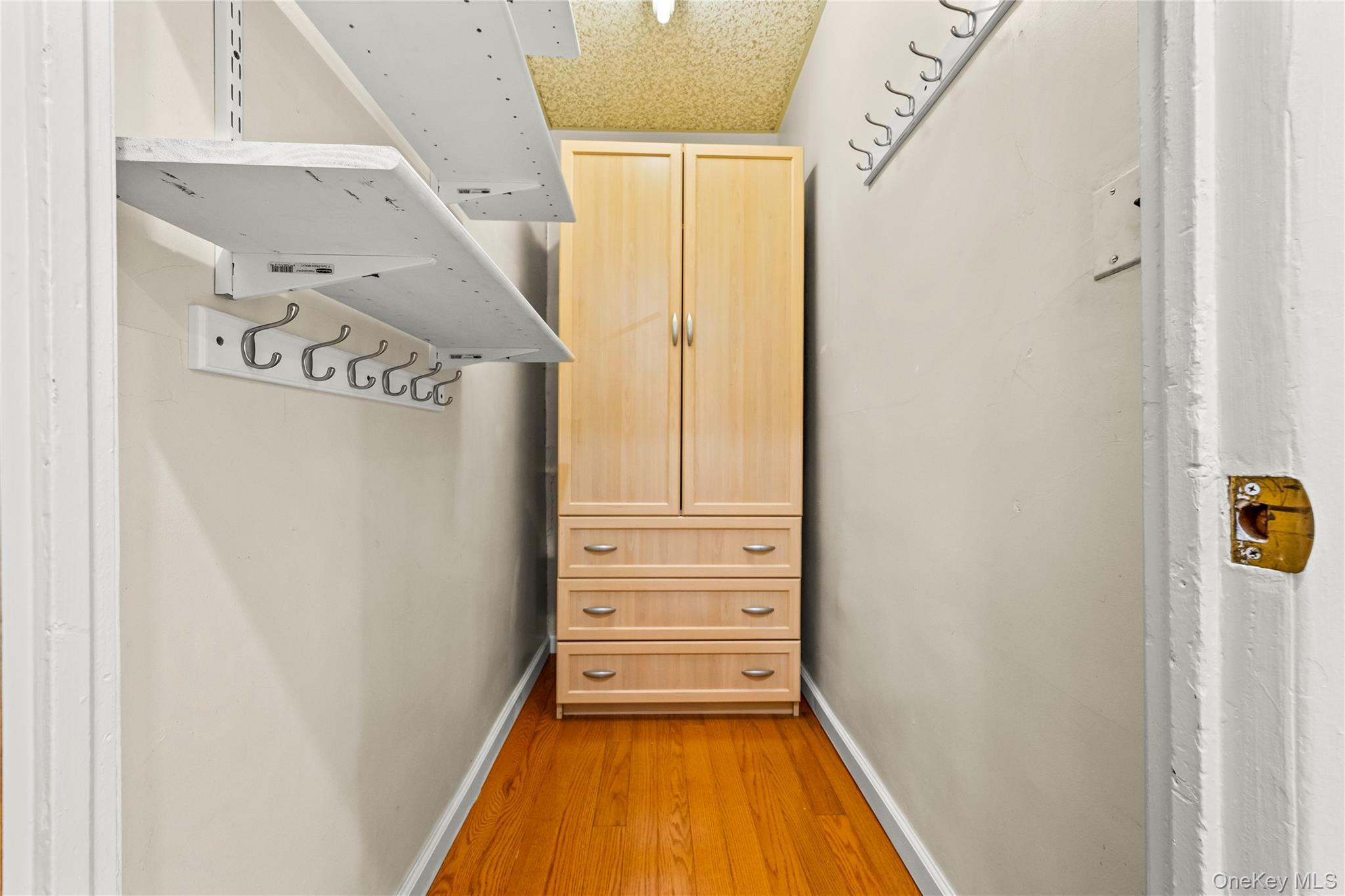 Single Family 164th  Queens, NY 11358, MLS-934054-29