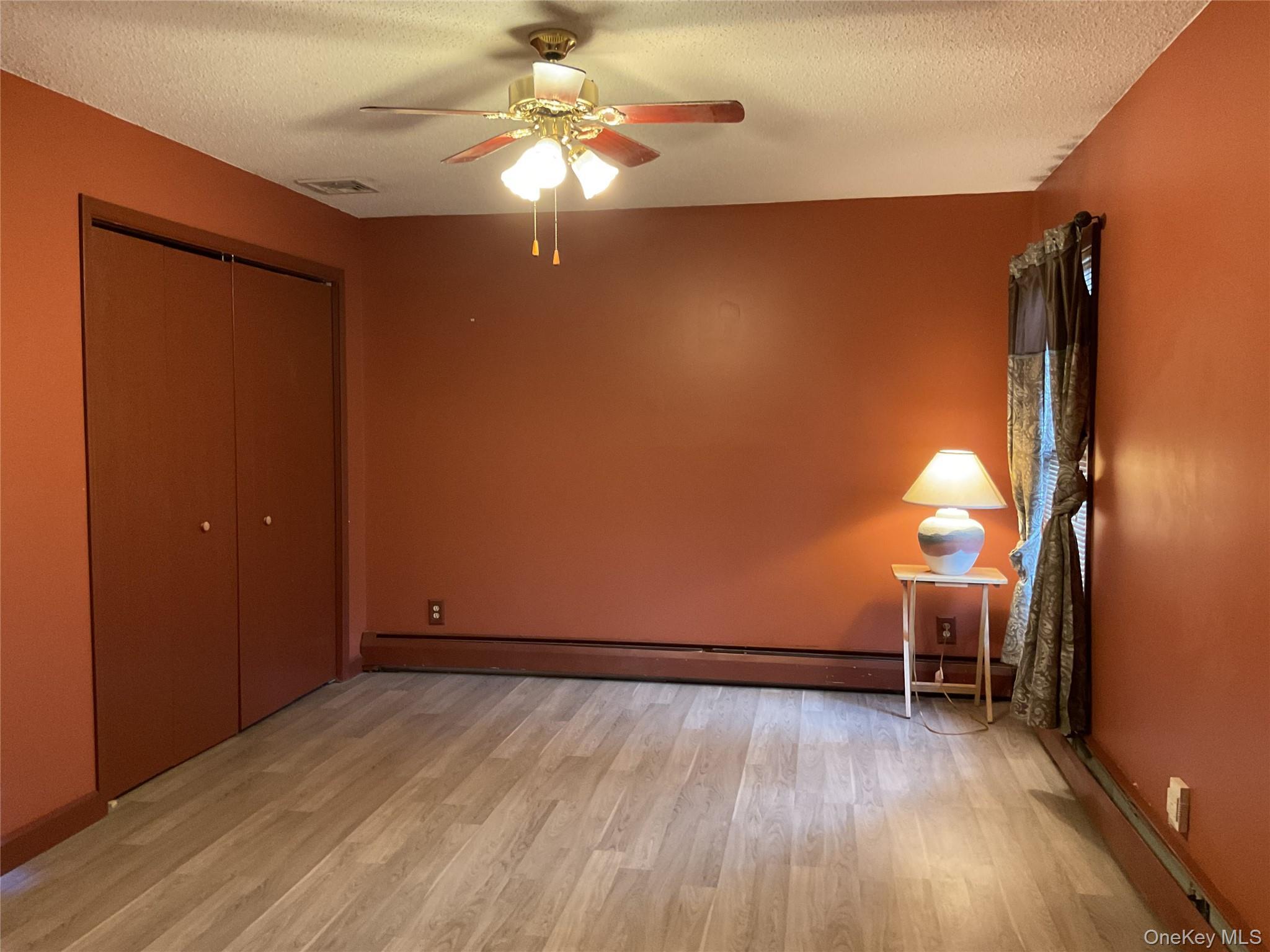 Single Family Boxwood Suffolk County, NY 11967, MLS-934065-16