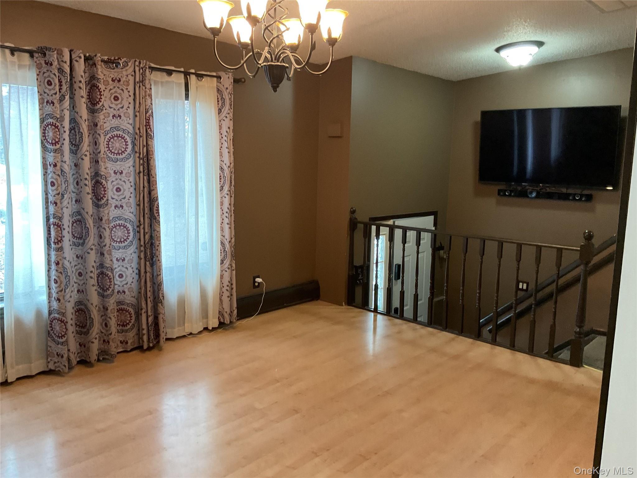 Single Family Boxwood Suffolk County, NY 11967, MLS-934065-4