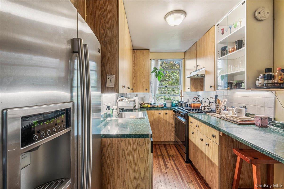 Single Family 48th  Queens, NY 11104, MLS-934088-24