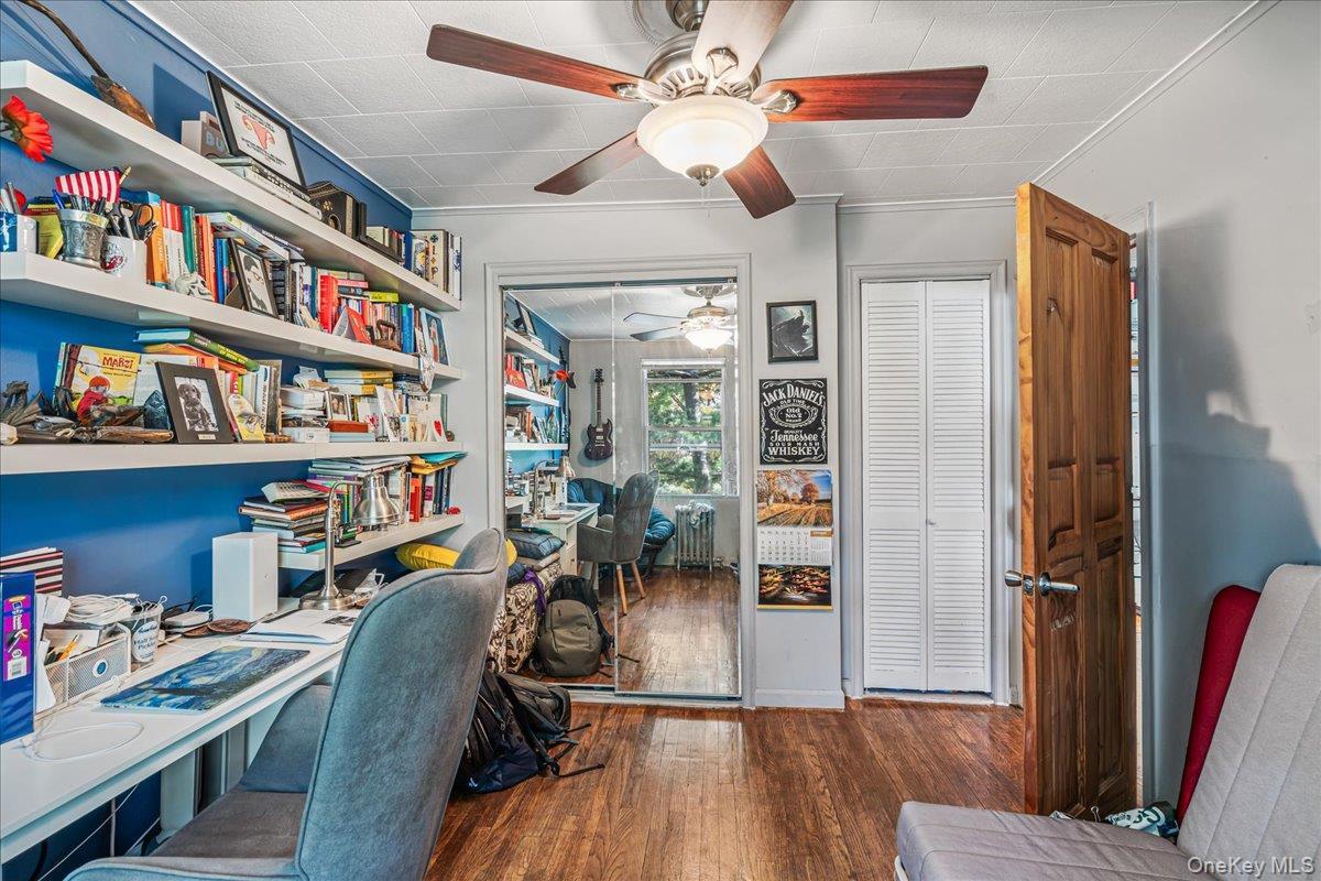 Single Family 48th  Queens, NY 11104, MLS-934088-36