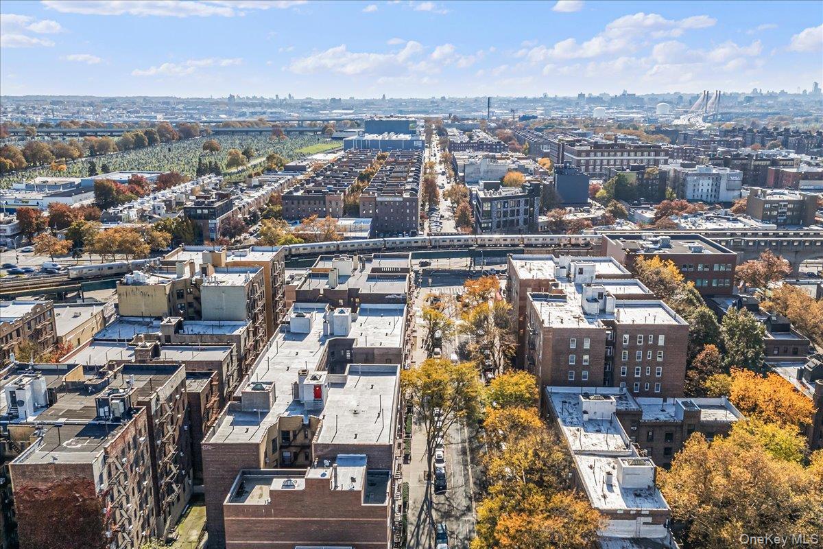 Single Family 48th  Queens, NY 11104, MLS-934088-4