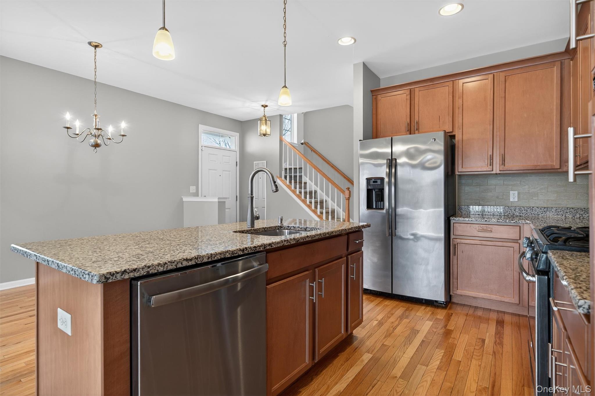 Single Family Meadow View  Orange County, NY 10940, MLS-934102-10