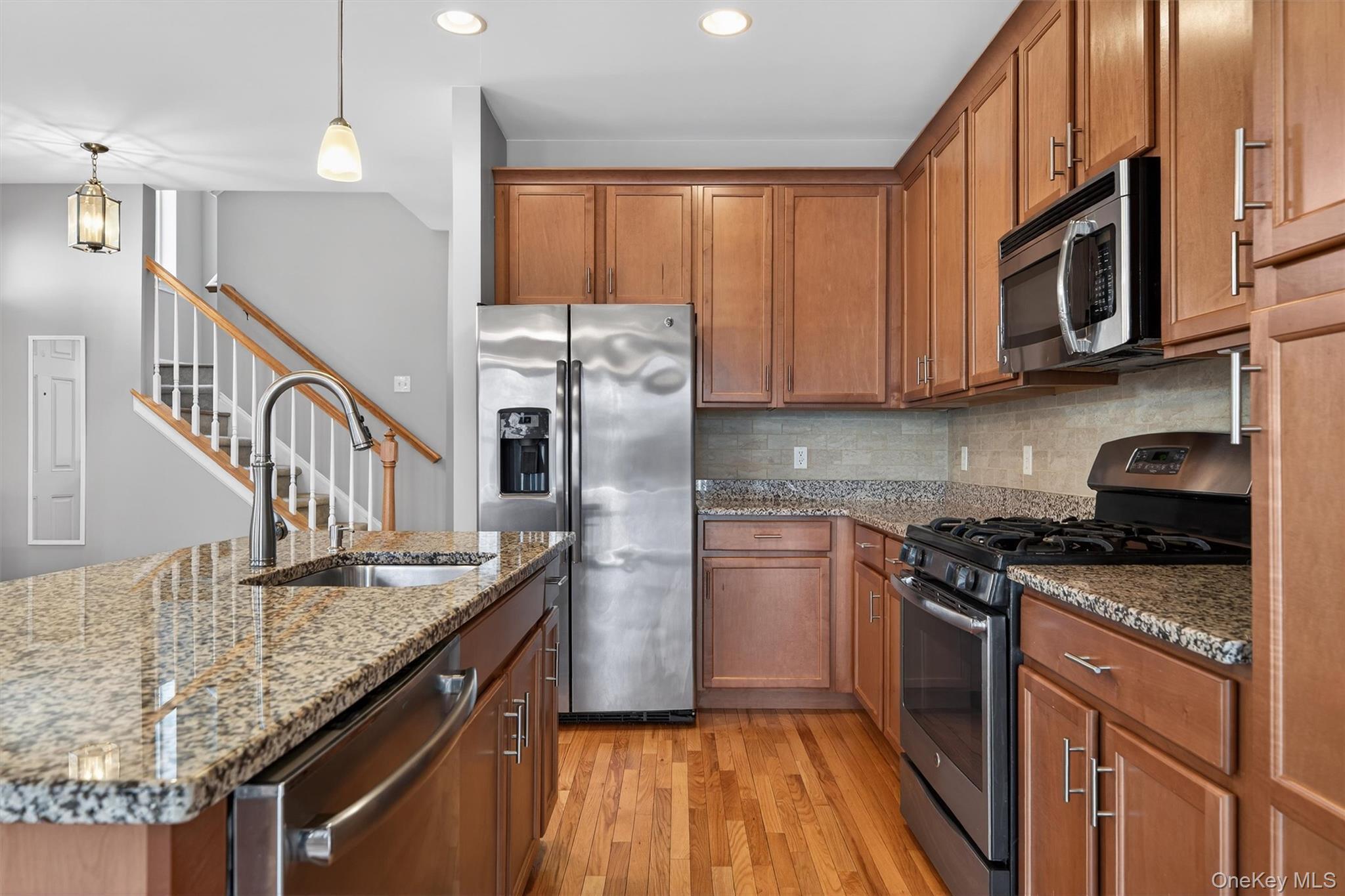 Single Family Meadow View  Orange County, NY 10940, MLS-934102-9