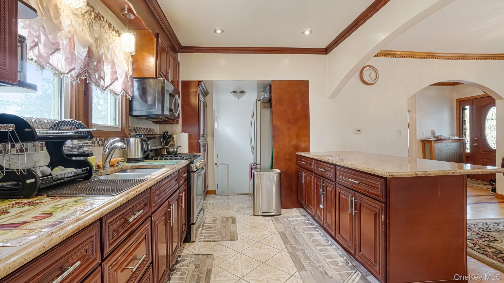 Single Family 212th Queens, NY 11428, MLS-934121-16