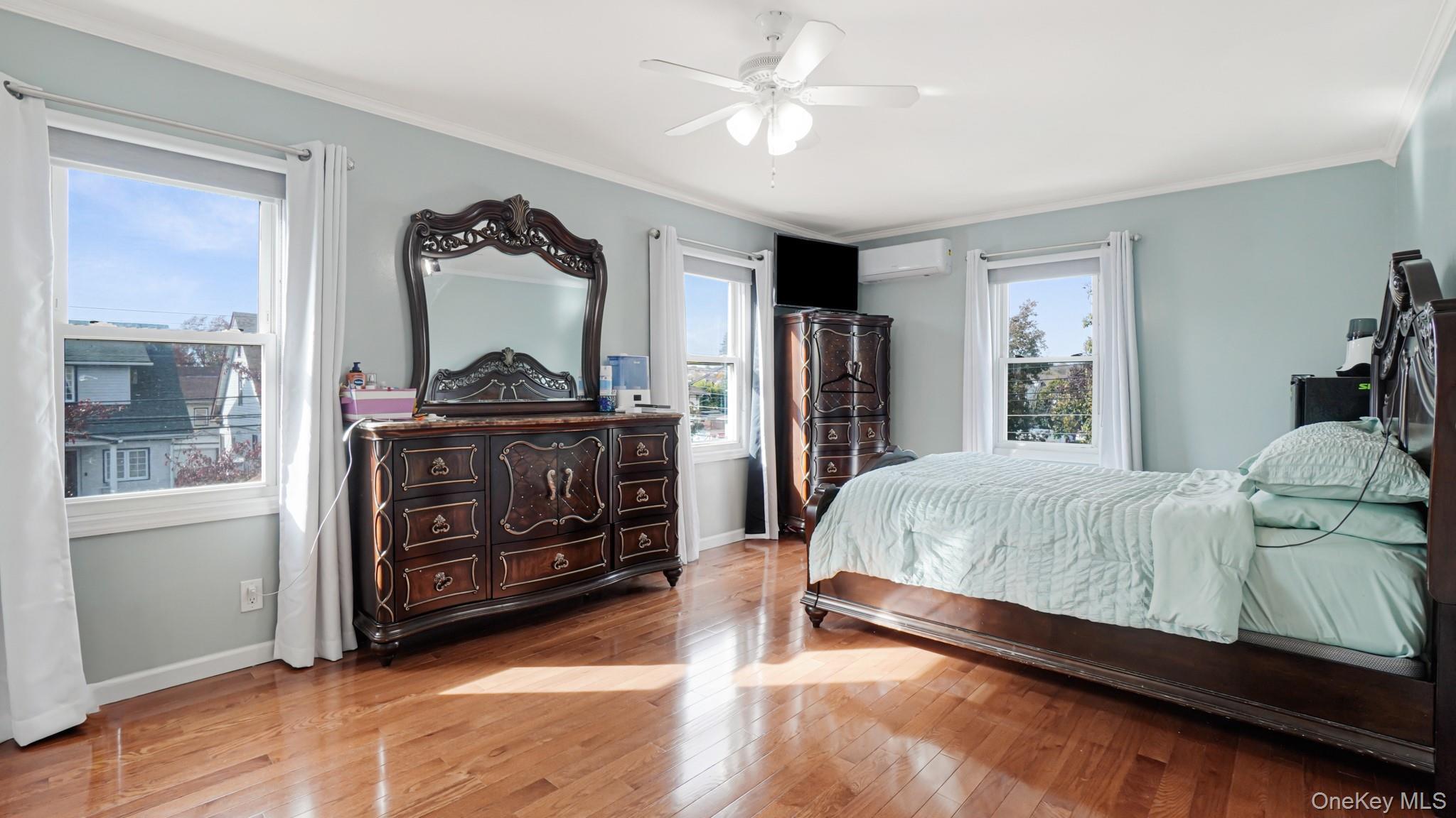 Single Family 212th Queens, NY 11428, MLS-934121-20