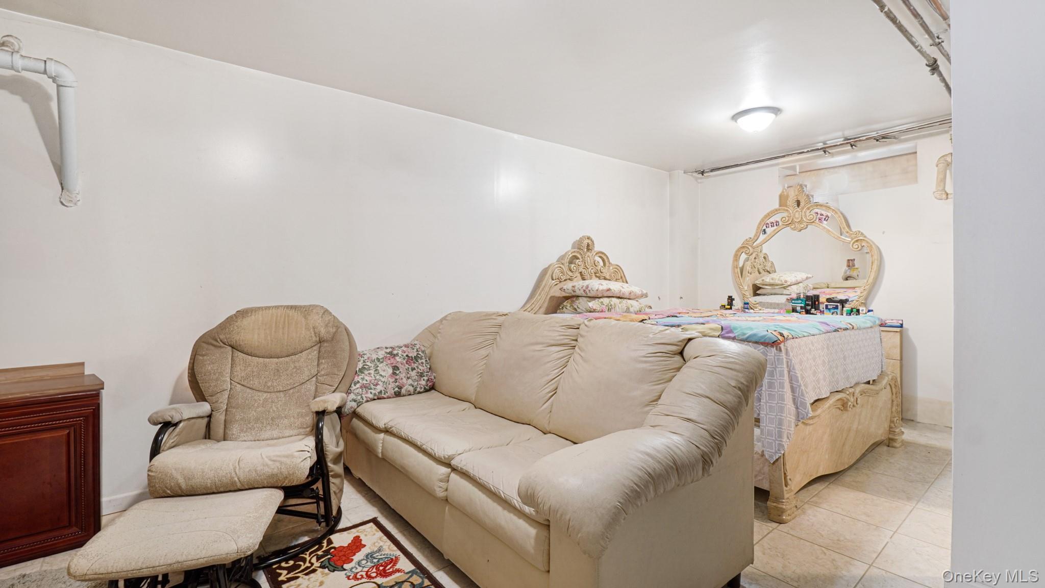 Single Family 212th Queens, NY 11428, MLS-934121-30