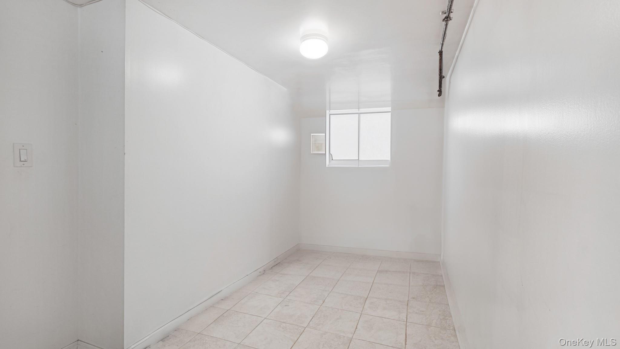 Single Family 212th Queens, NY 11428, MLS-934121-31