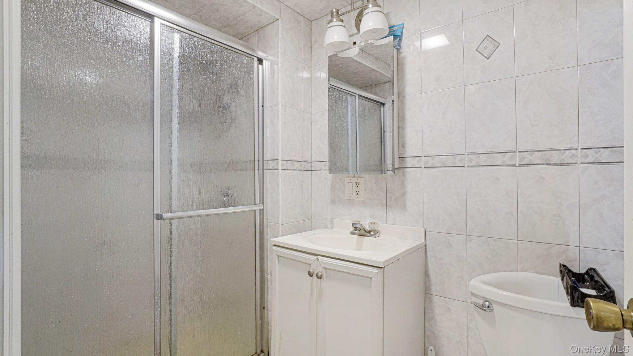 Single Family 212th Queens, NY 11428, MLS-934121-33