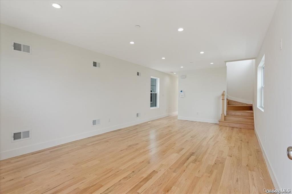 Single Family 145th  Queens, NY 11434, MLS-934124-10