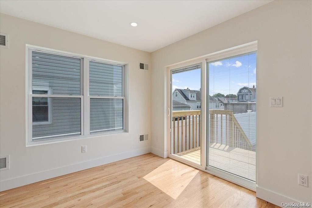 Single Family 145th  Queens, NY 11434, MLS-934124-7