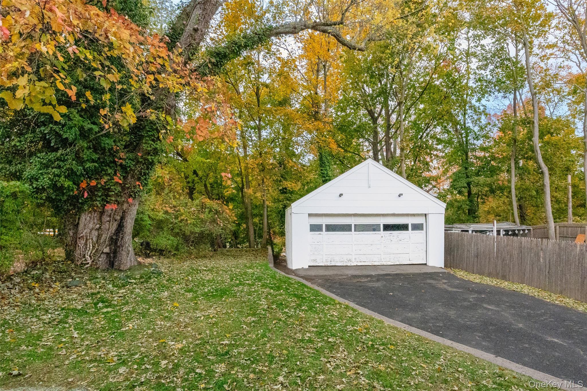 Single Family Liberty Suffolk County, NY 11777, MLS-934136-23