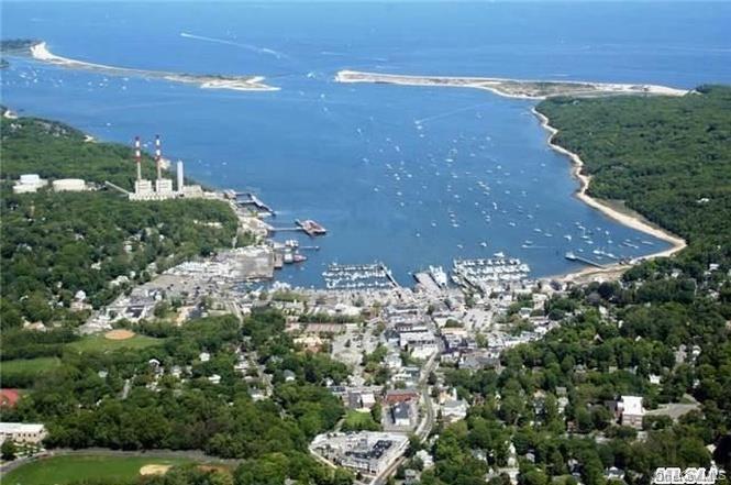 Single Family Liberty Suffolk County, NY 11777, MLS-934136-29