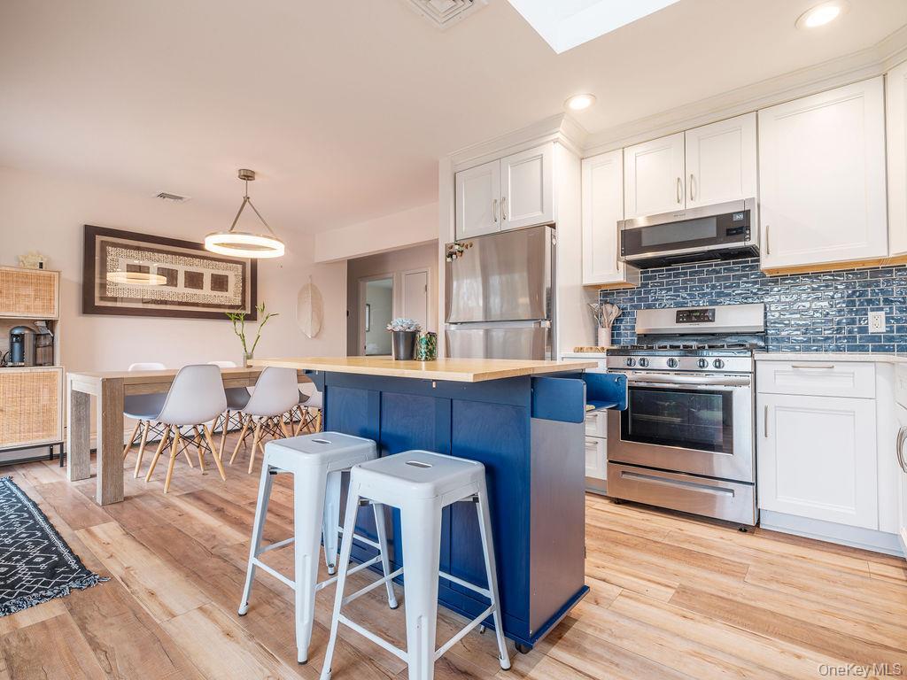 Single Family Aldrich Suffolk County, NY 11948, MLS-934137-5