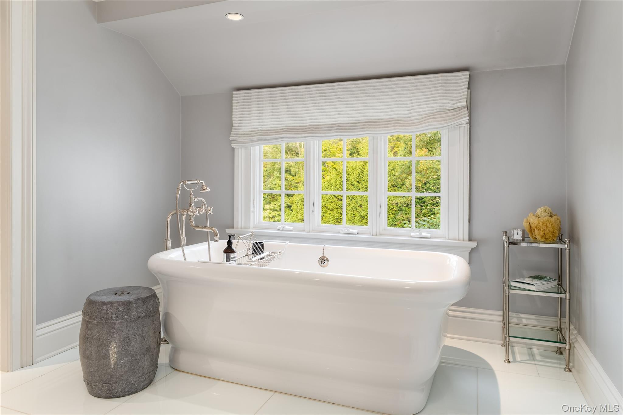 Single Family Stanwich  Out Of Area, NY 06830, MLS-934138-18