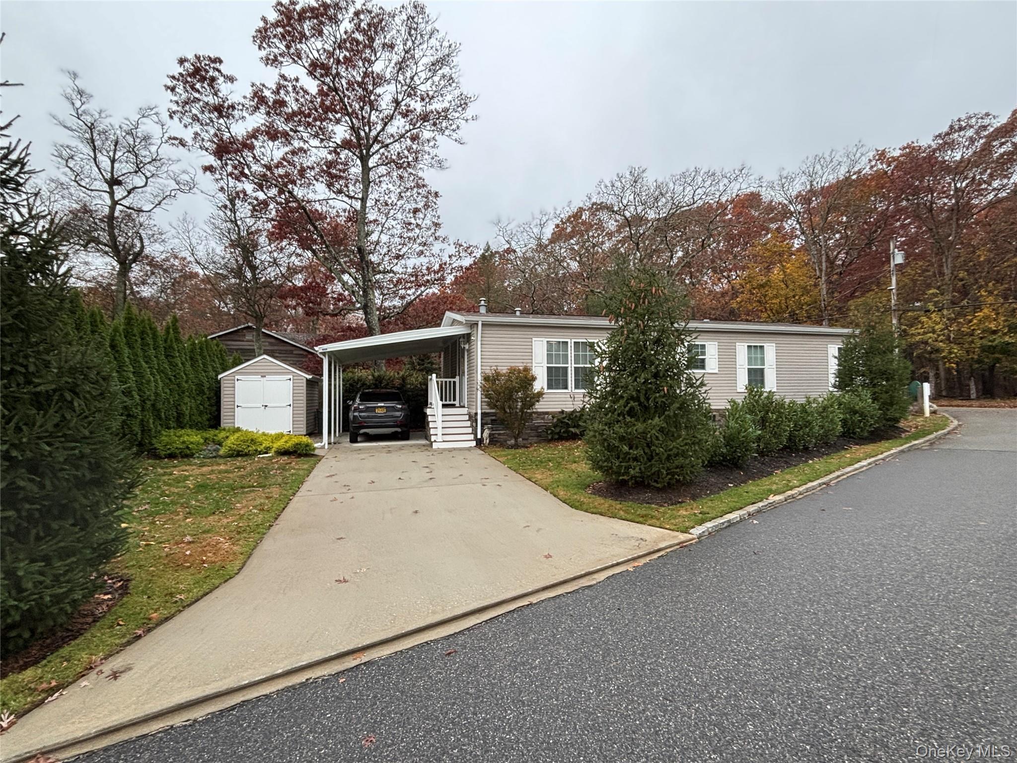 Single Family Forge Suffolk County, NY 11901, MLS-934144-26