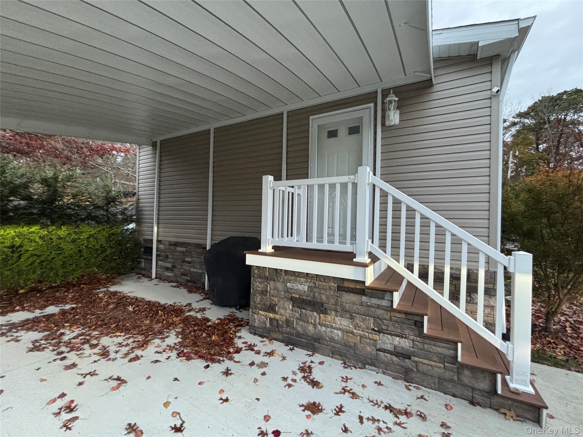 Single Family Forge Suffolk County, NY 11901, MLS-934144-27