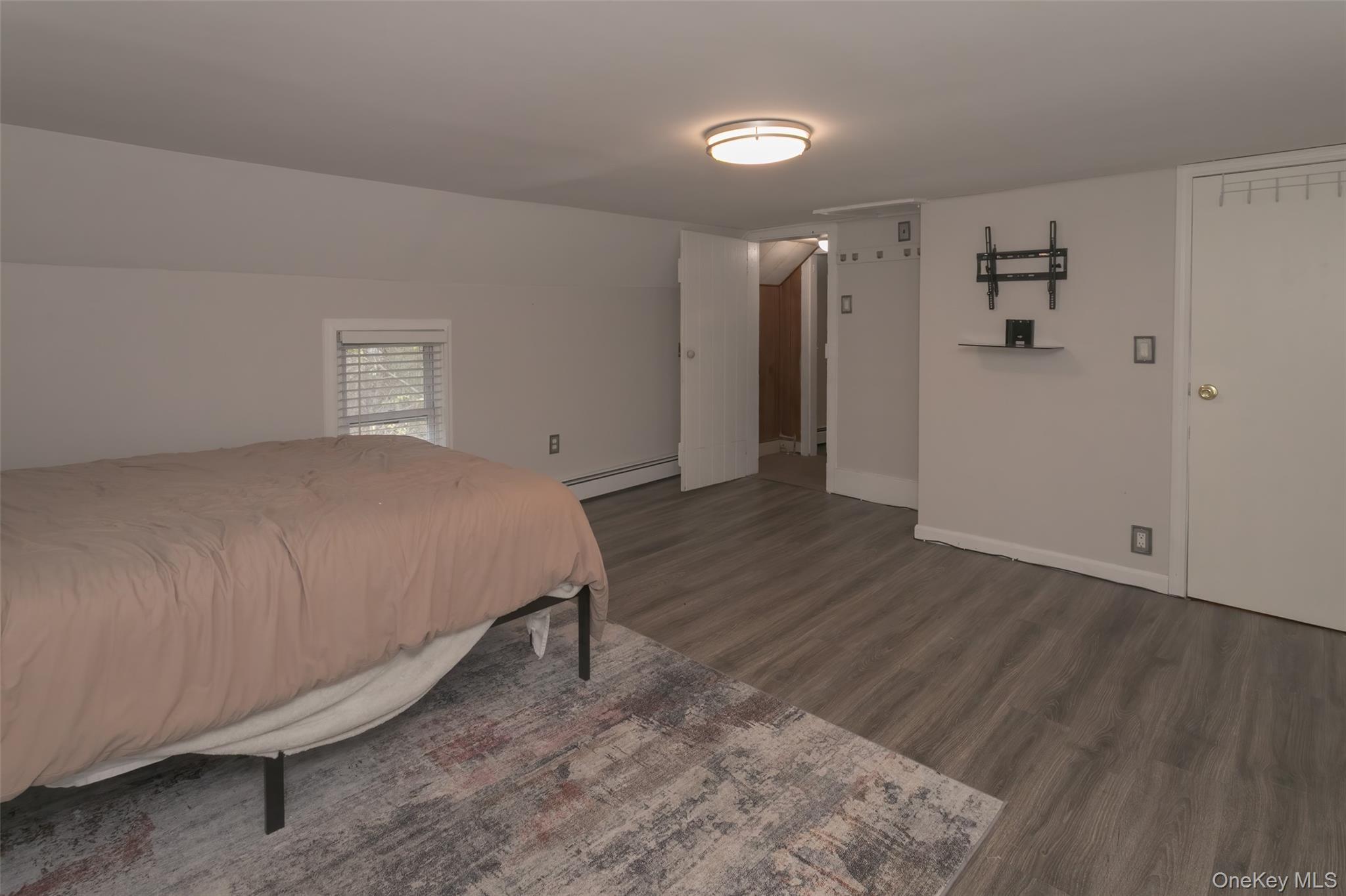 Single Family Hudson  Orange County, NY 10918, MLS-934146-15