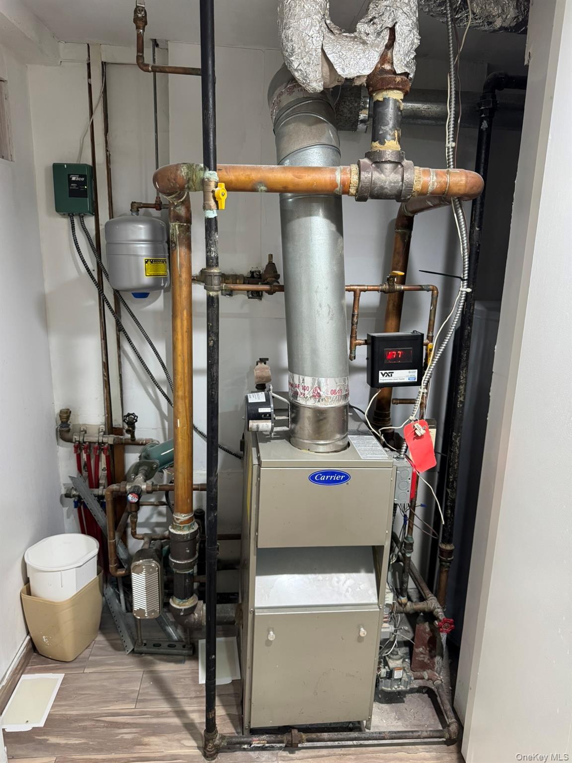 Single Family Hoover  Queens, NY 11435, MLS-934159-15