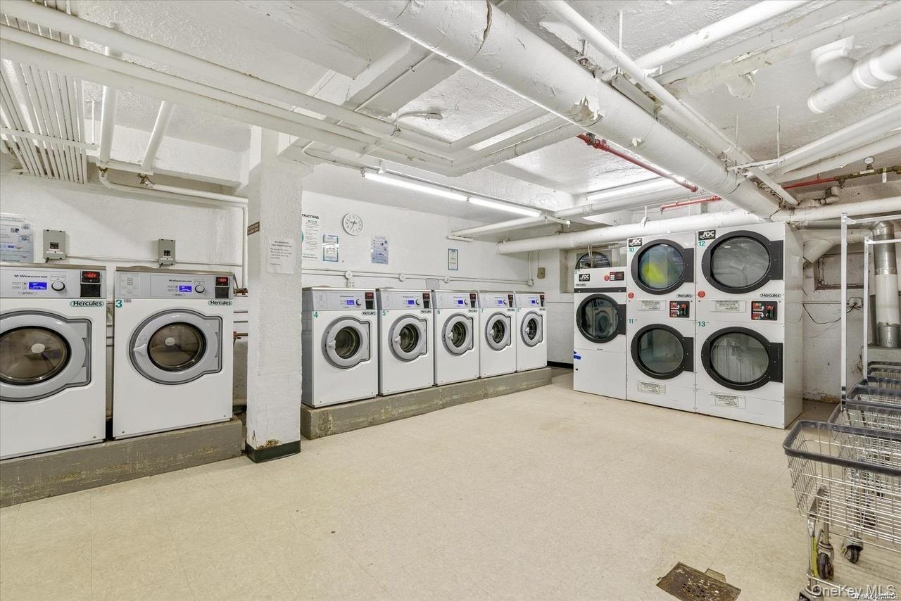 Single Family 78th Queens, NY 11372, MLS-934166-16