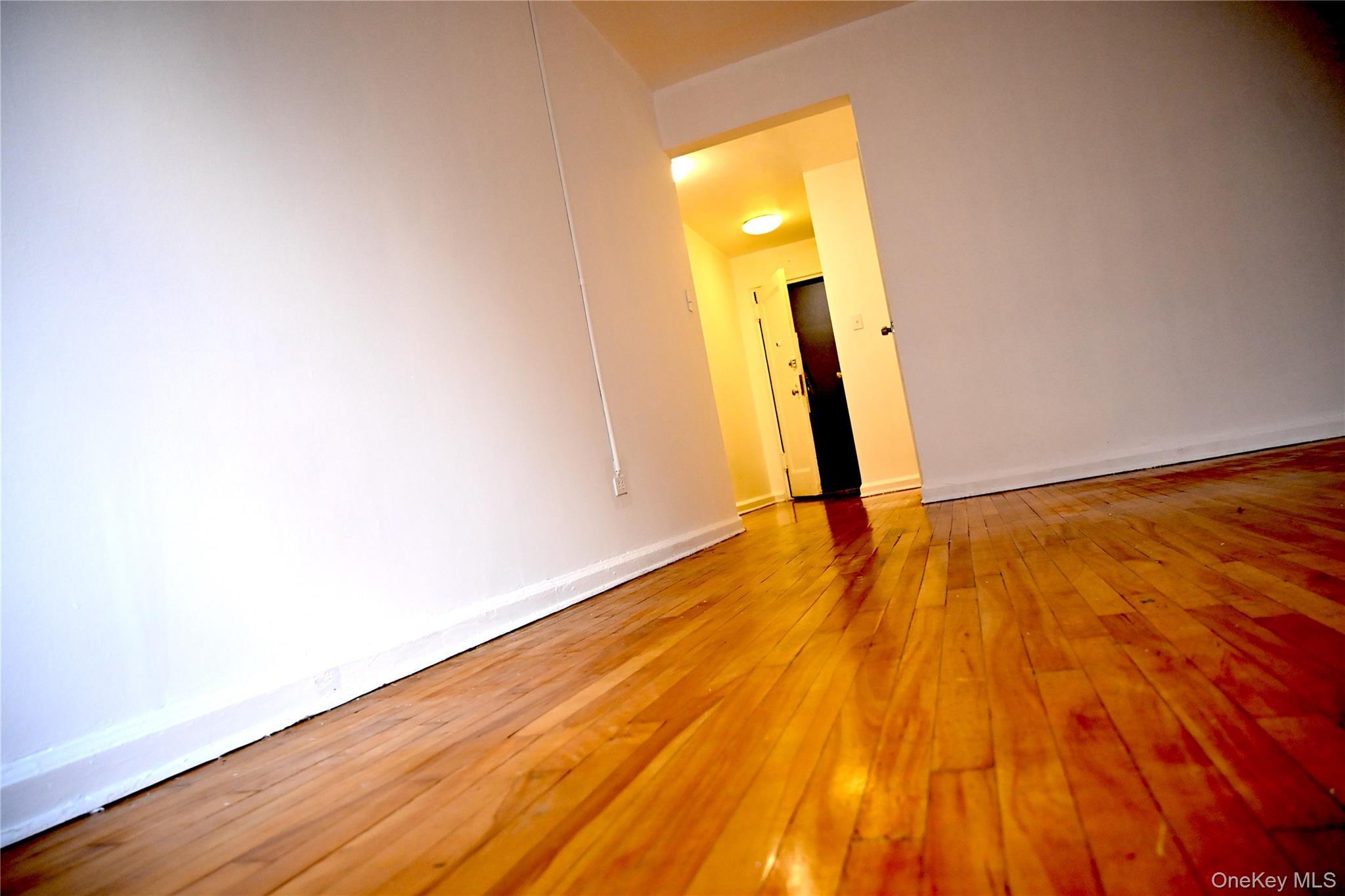 Single Family 78th Queens, NY 11372, MLS-934166-5