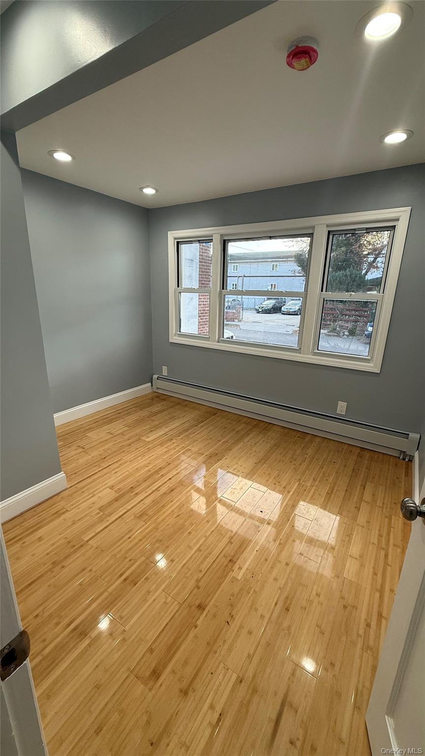 Single Family 195 Queens, NY 11412, MLS-934180-8