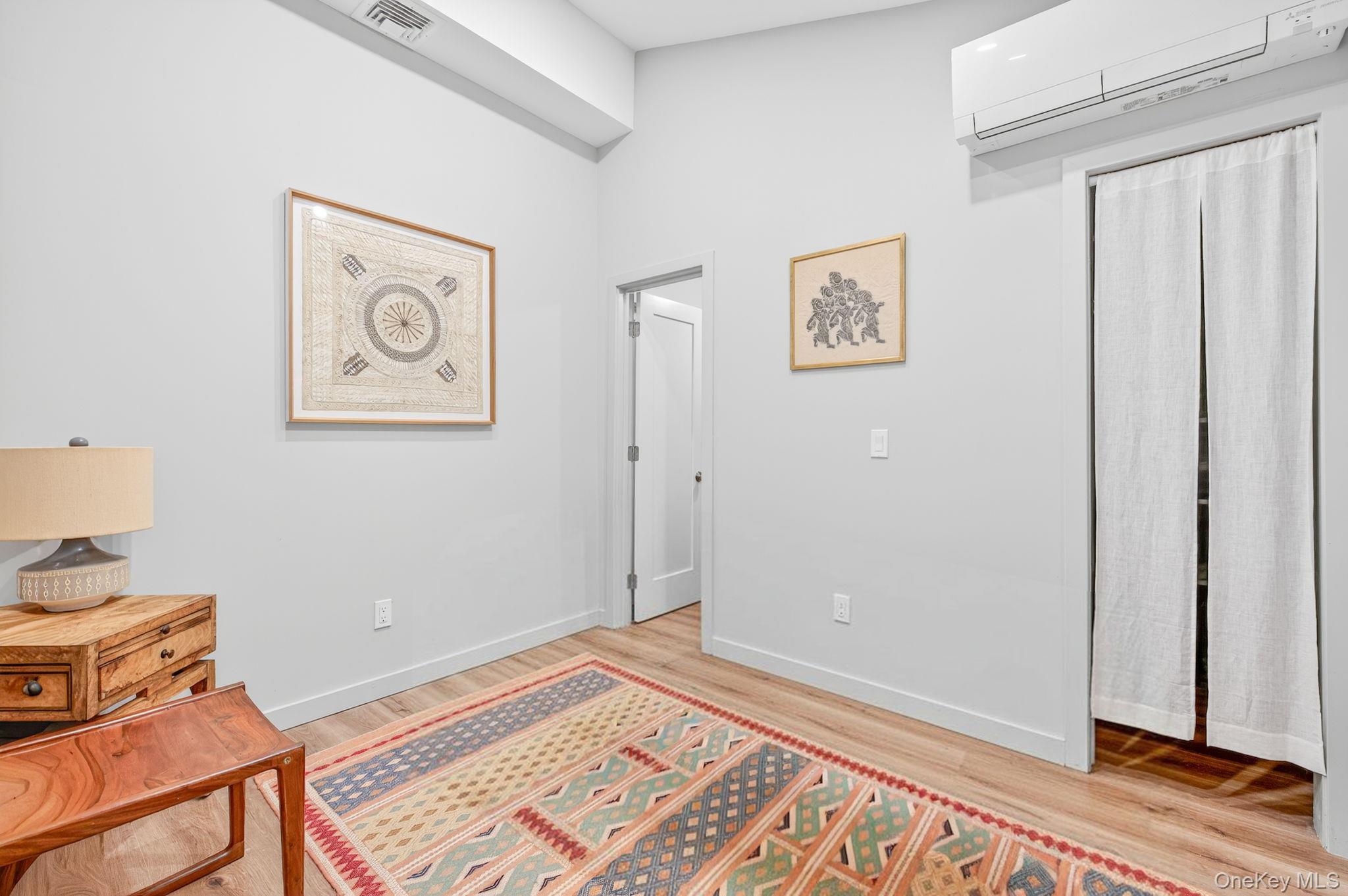 Single Family Broadway Ulster County, NY 12401, MLS-934194-12