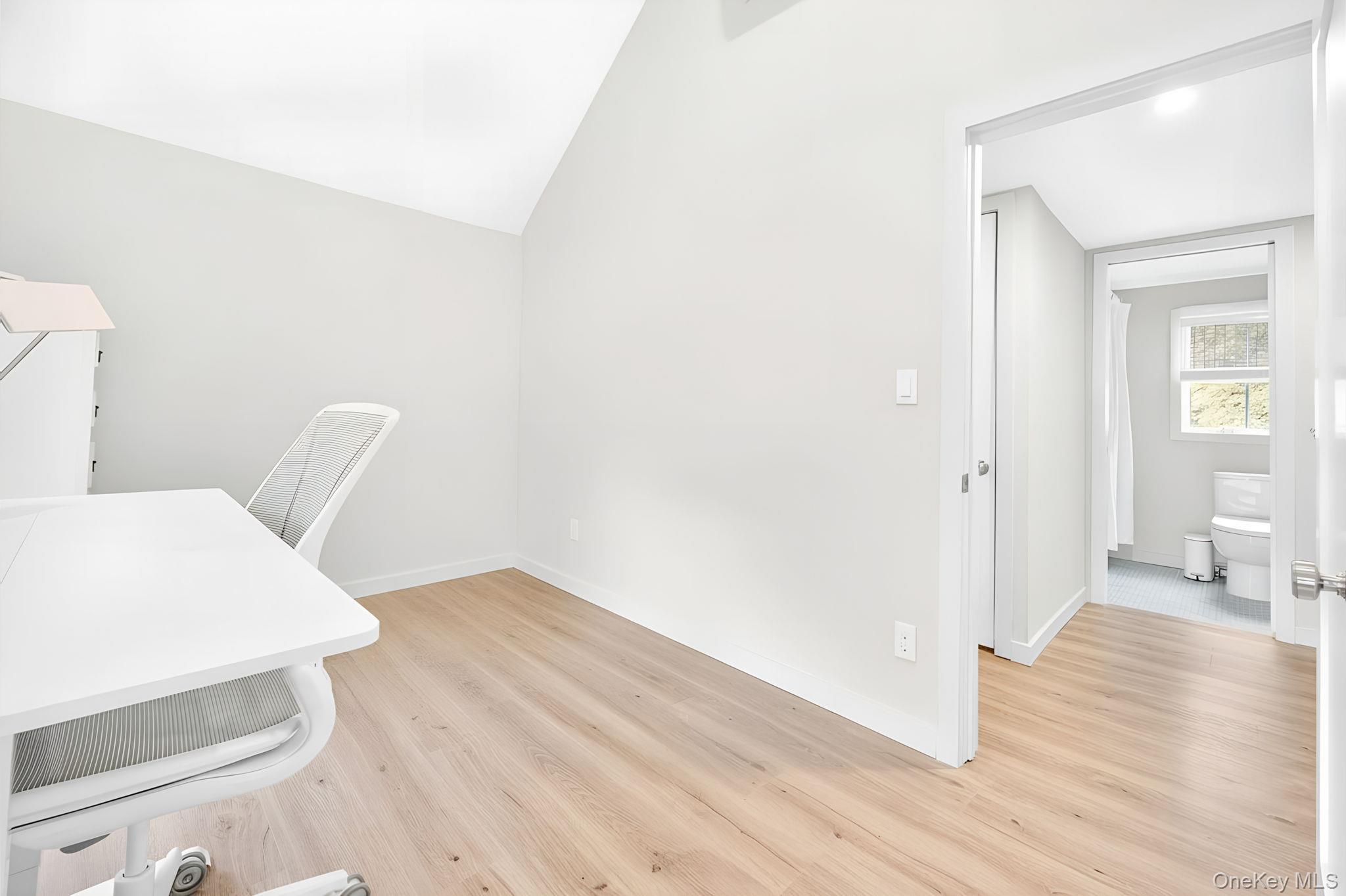 Single Family Broadway Ulster County, NY 12401, MLS-934194-16