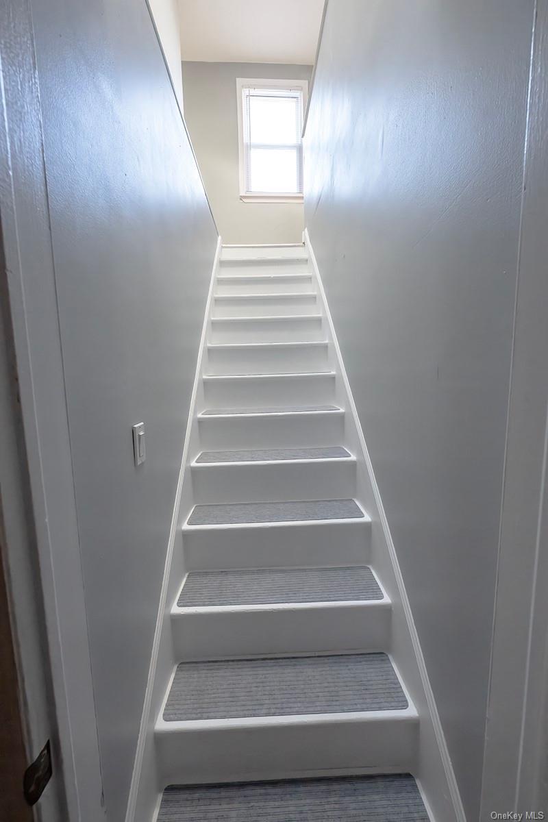 Single Family Windsor  Nassau County, NY 11572, MLS-934210-20