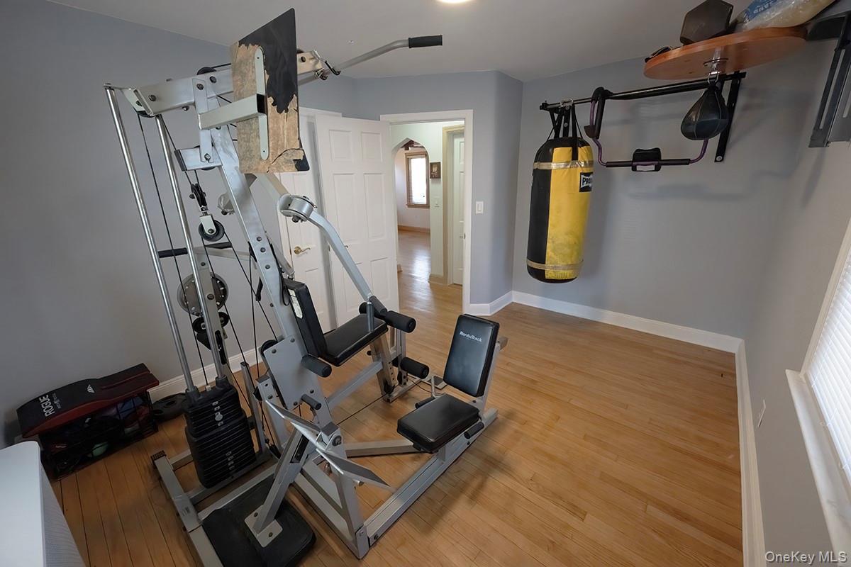 Single Family Windsor  Nassau County, NY 11572, MLS-934210-6