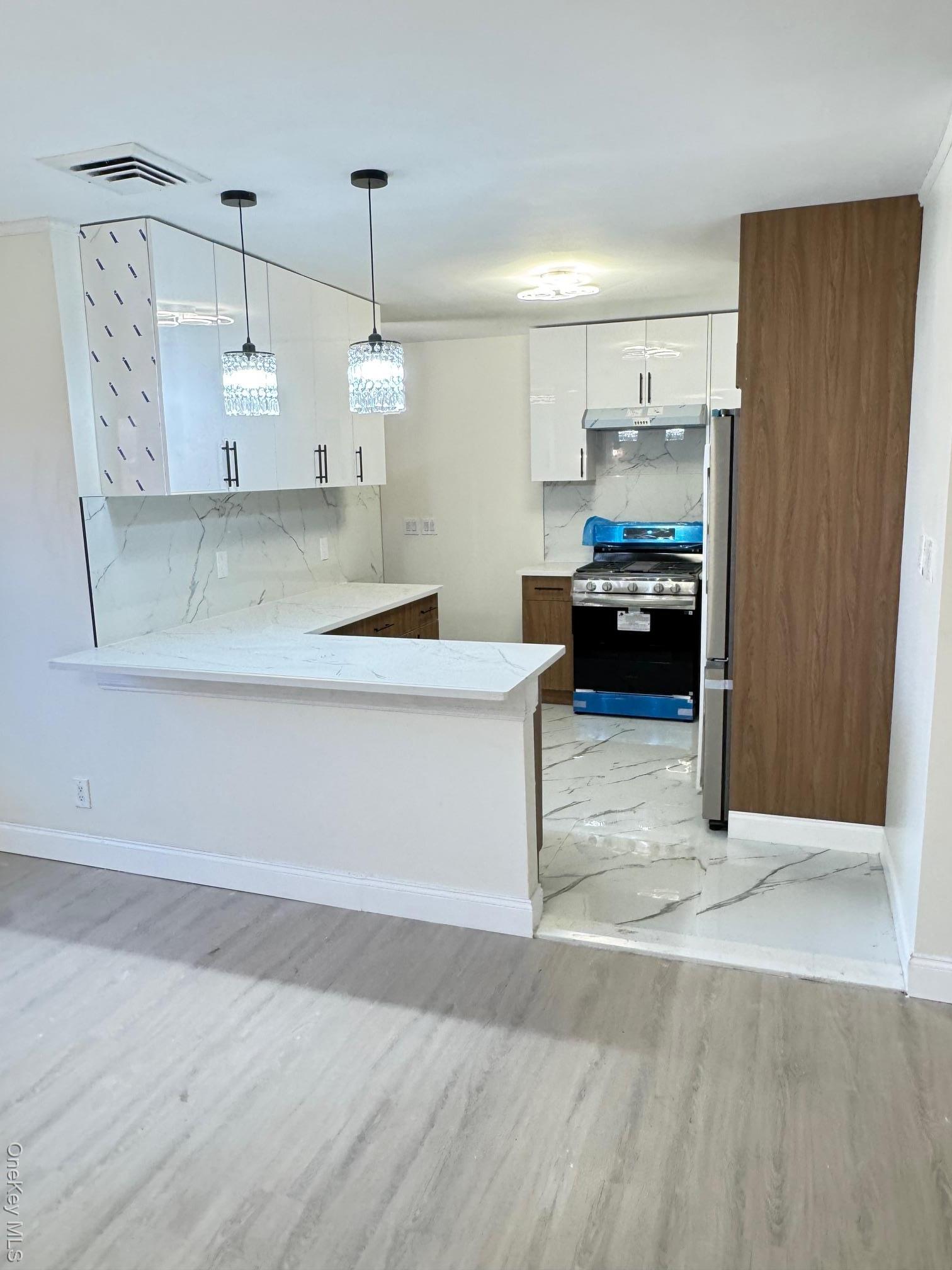 Single Family Horatio Queens, NY 11364, MLS-934216-3