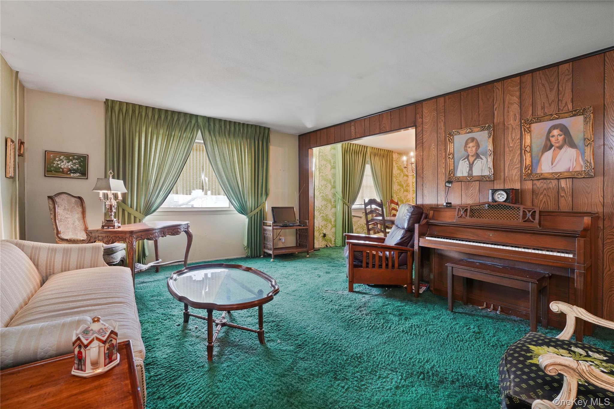 Single Family 83rd Queens, NY 11414, MLS-934249-22