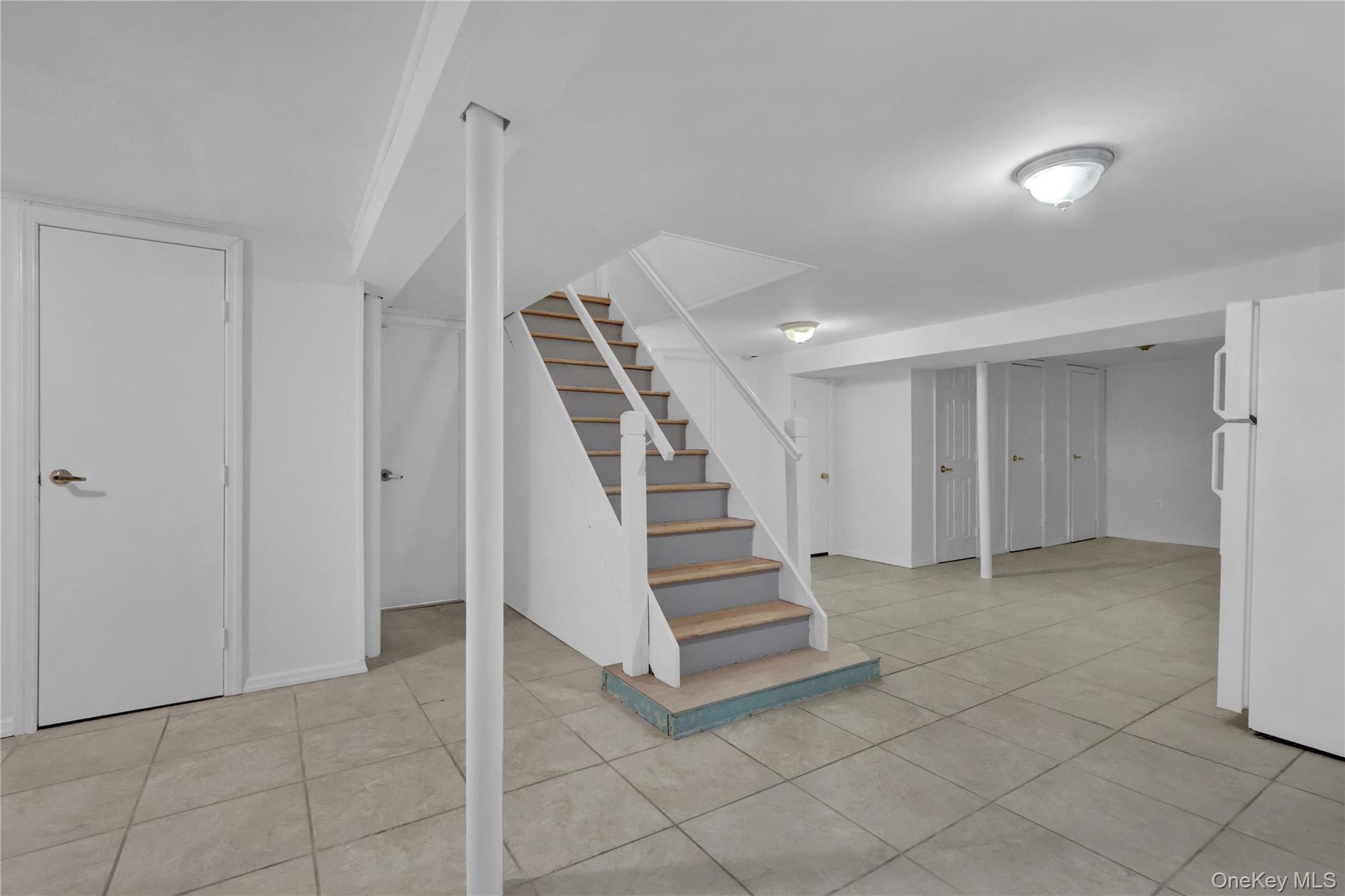 Single Family Pond  Suffolk County, NY 11733, MLS-934276-25