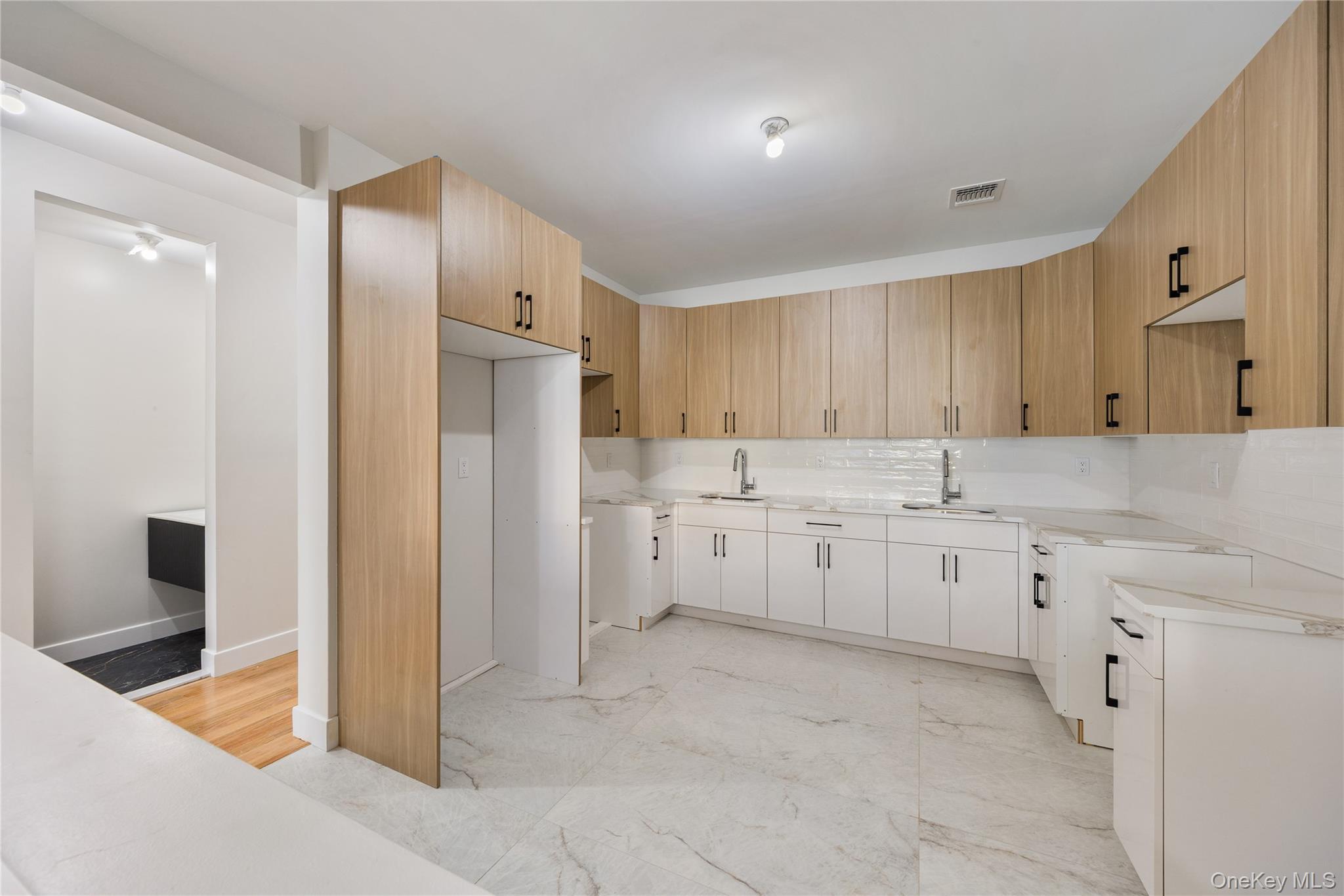 Condo Lazer  Rockland County, NY 10977, MLS-934290-16