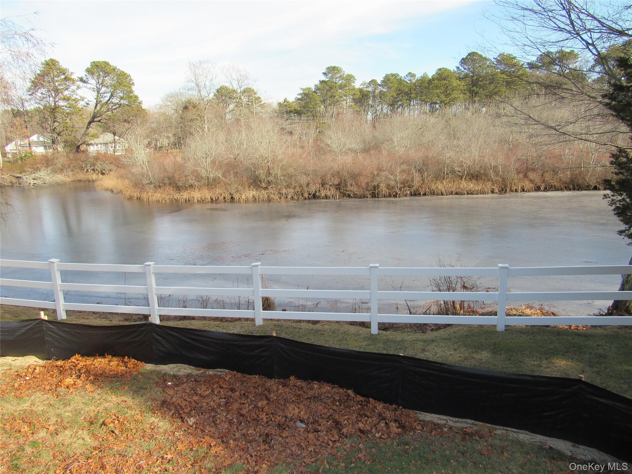 Single Family Riverleigh  Suffolk County, NY 11901, MLS-934302-7