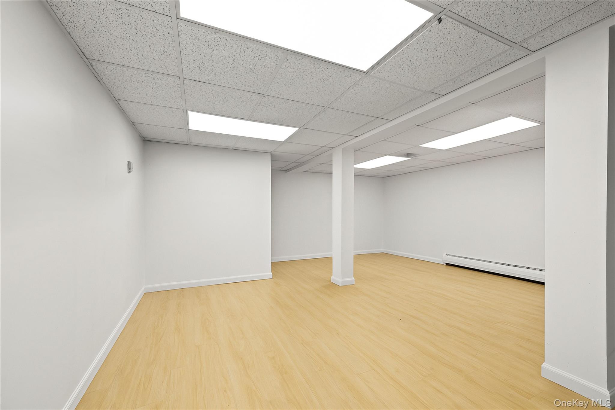 Single Family Cryders Queens, NY 11357, MLS-934310-12