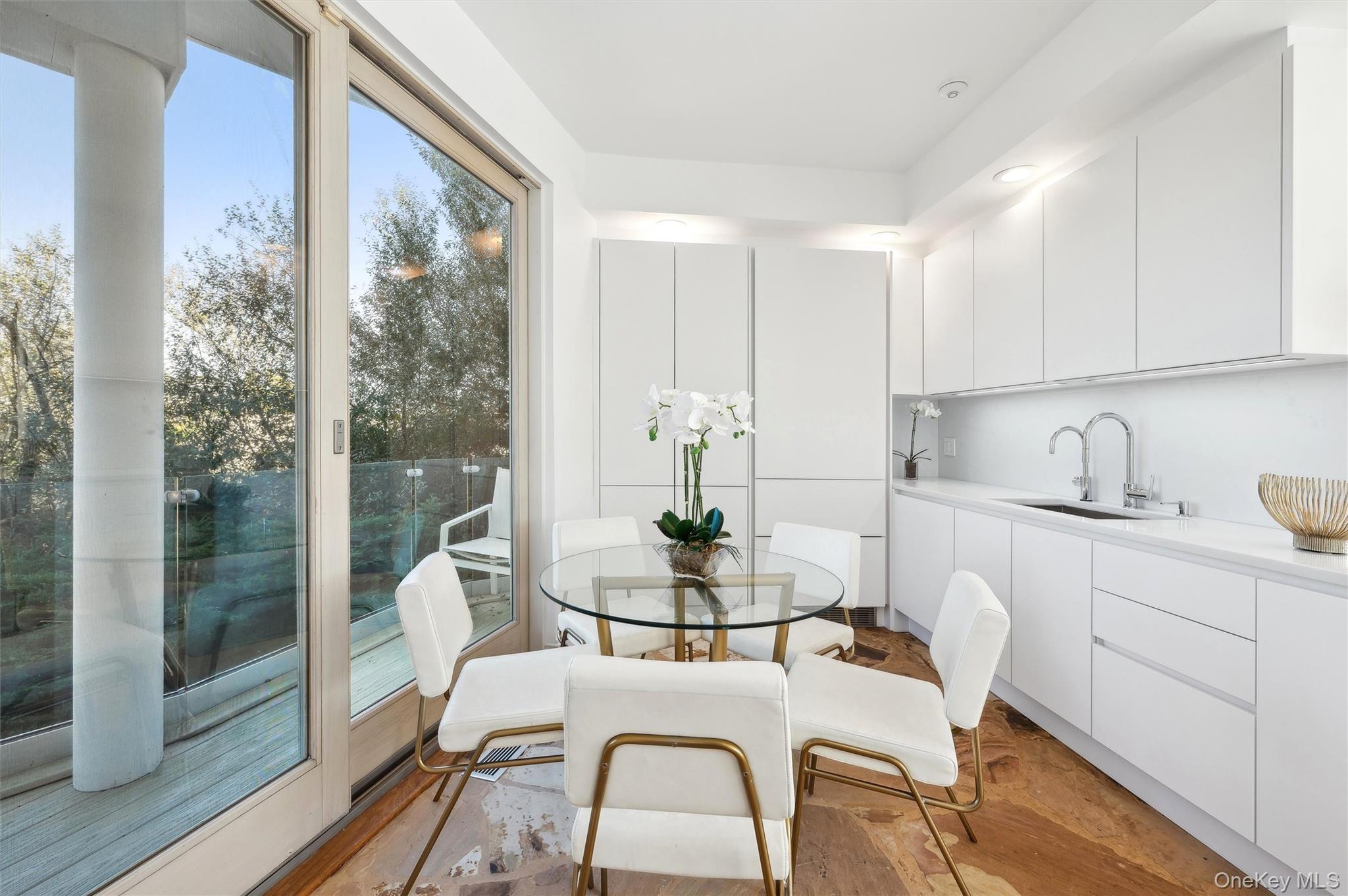 Single Family Mitchell Dunes Suffolk County, NY 11930, MLS-934317-30