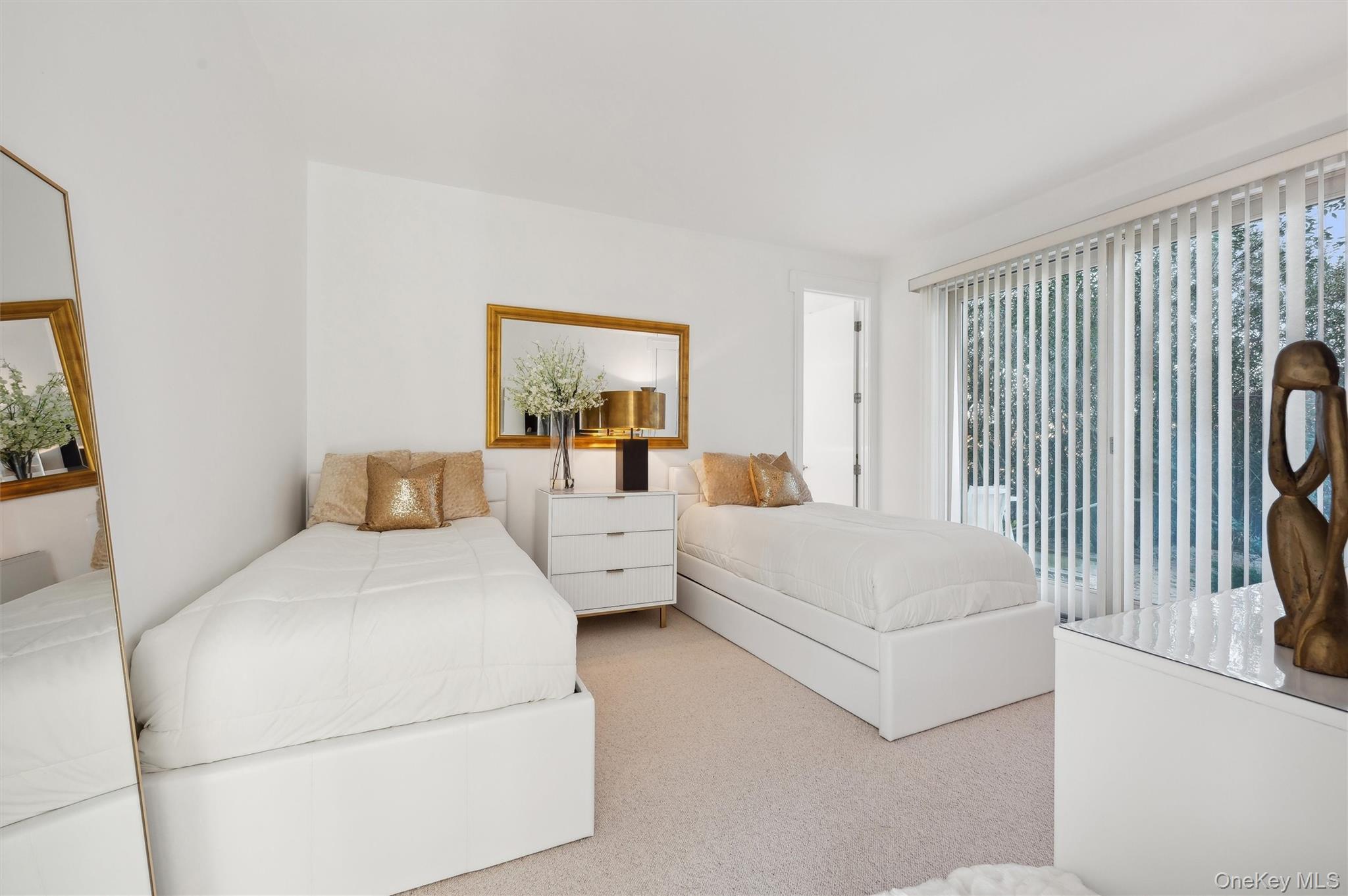 Single Family Mitchell Dunes Suffolk County, NY 11930, MLS-934317-39