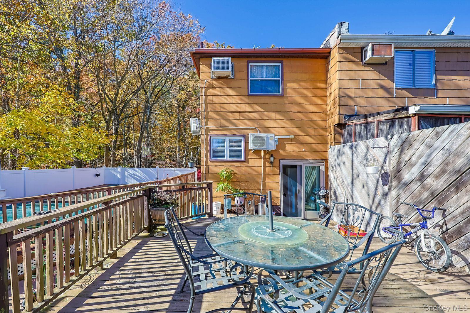 Single Family Park Staten Island, NY 10314, MLS-934321-10