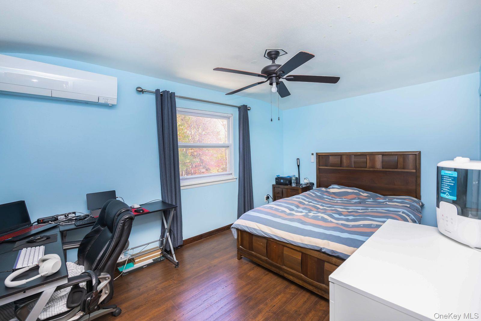 Single Family Park Staten Island, NY 10314, MLS-934321-31