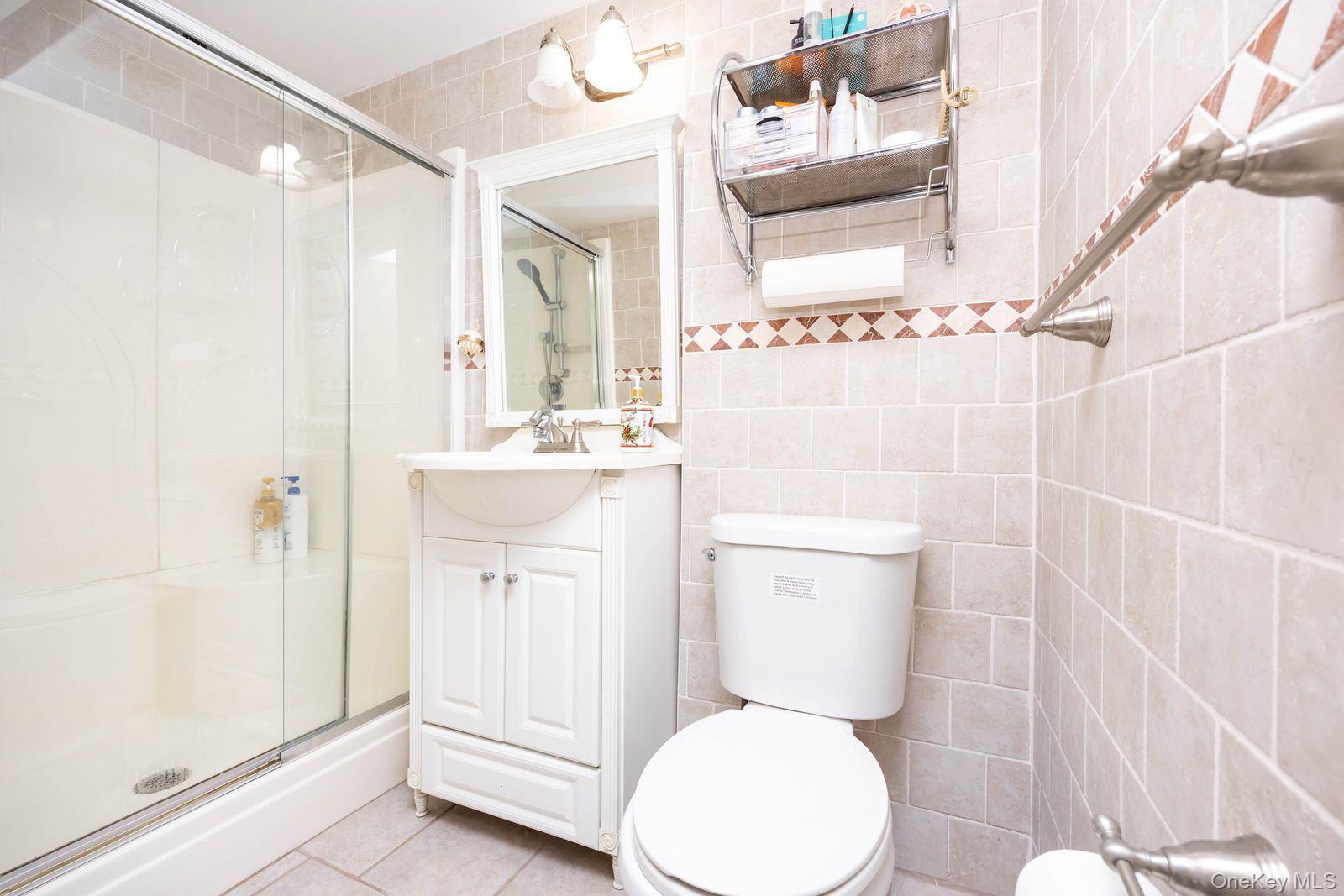 Single Family Park Staten Island, NY 10314, MLS-934321-33